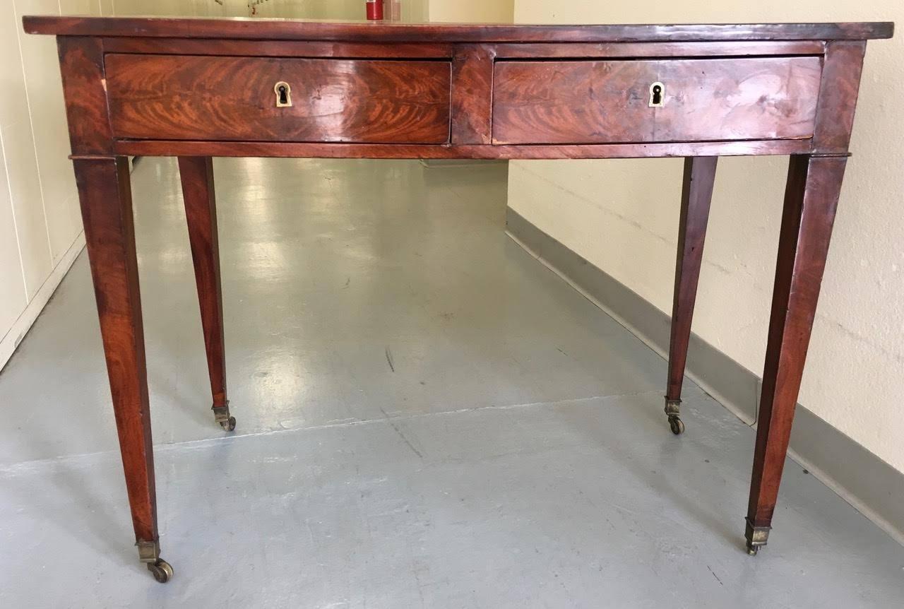 Antique 18th Century English Writing Table, circa 1820 In Excellent Condition In Lambertville, NJ
