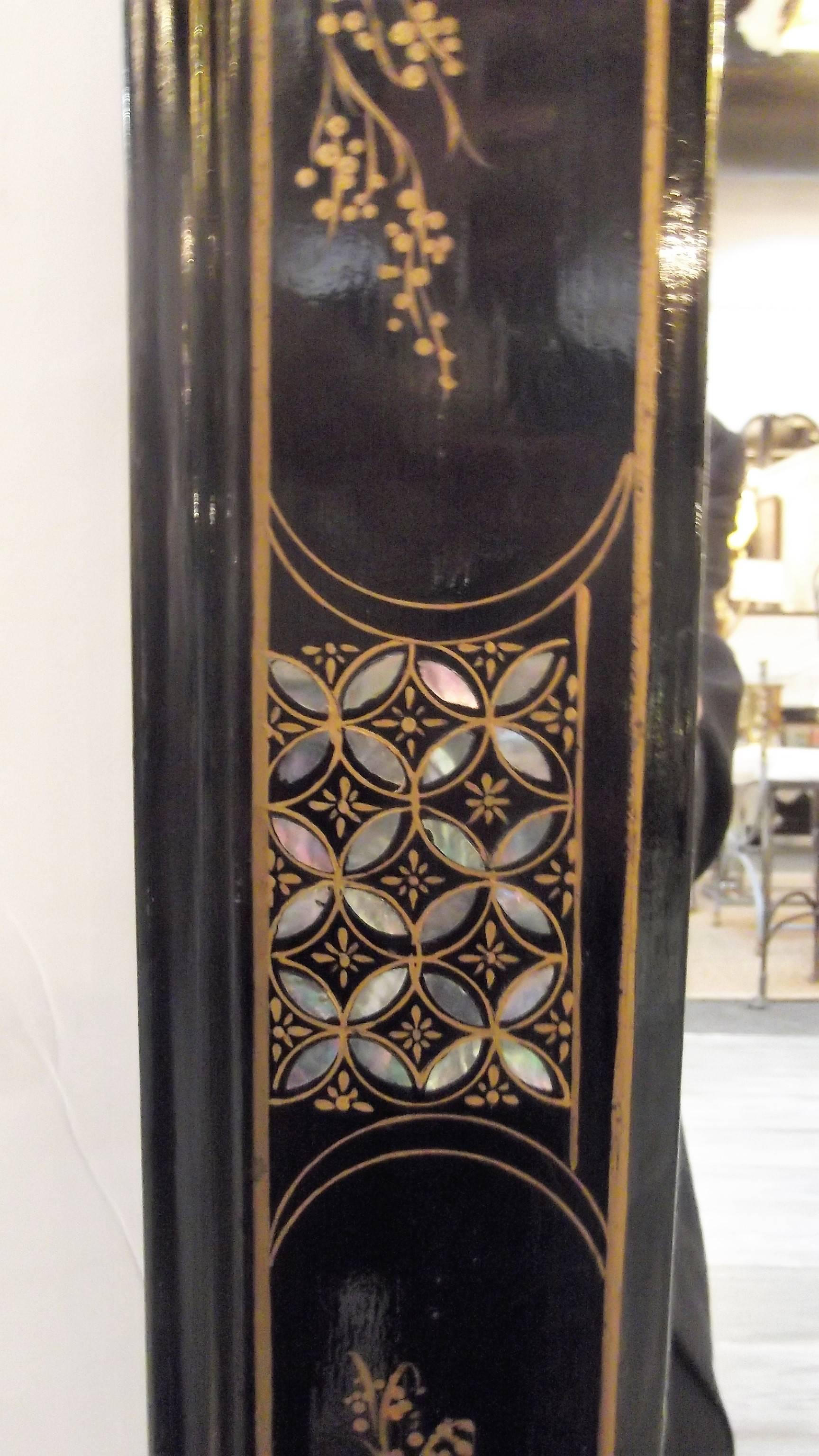 20th Century Chinoiserie Lacquered and Inlaid Stone Mirror