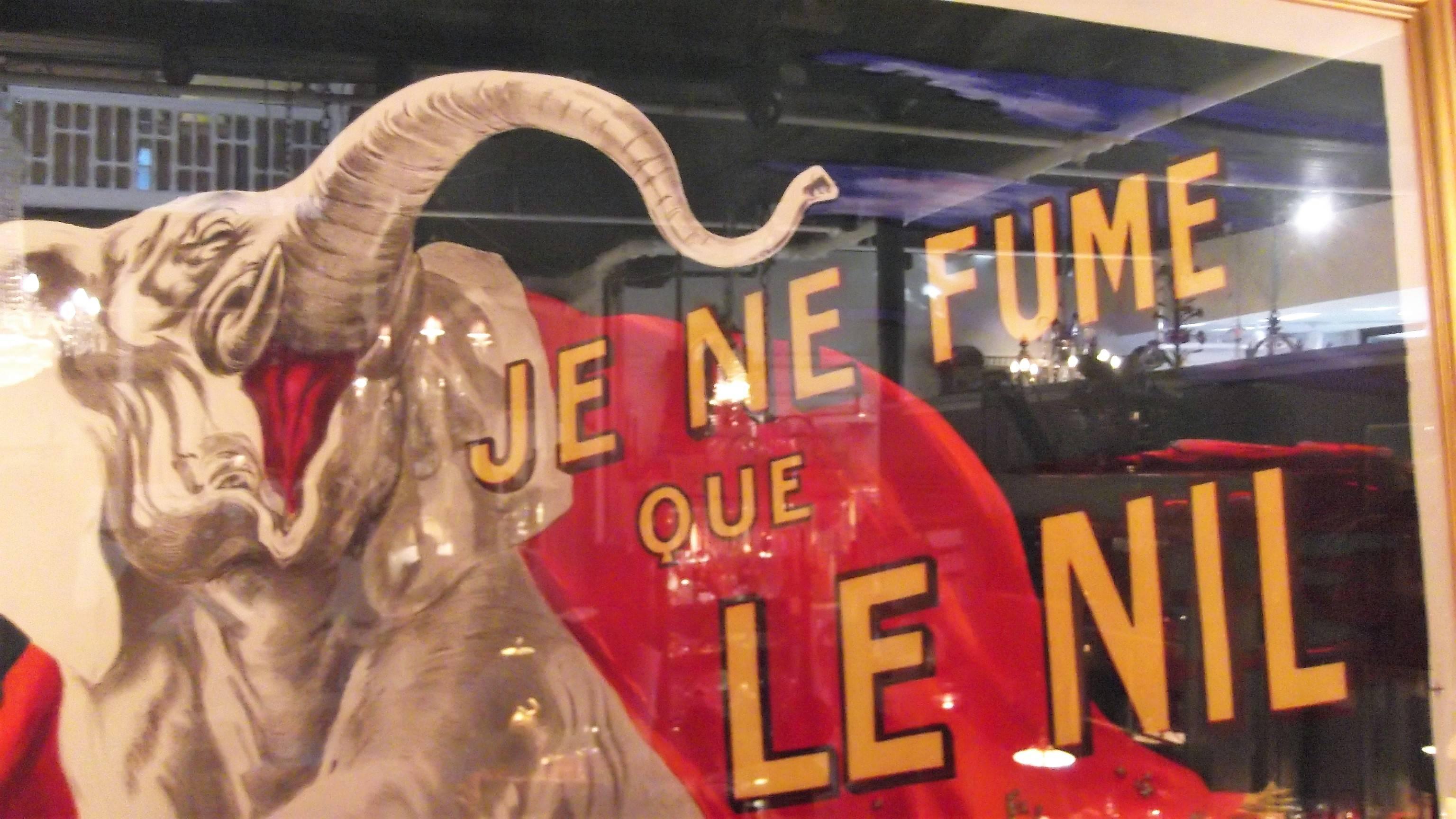 Je Ne Fume Que Le Nil-Original 1912 Elephant Cigarette French Poster In Excellent Condition In Lambertville, NJ