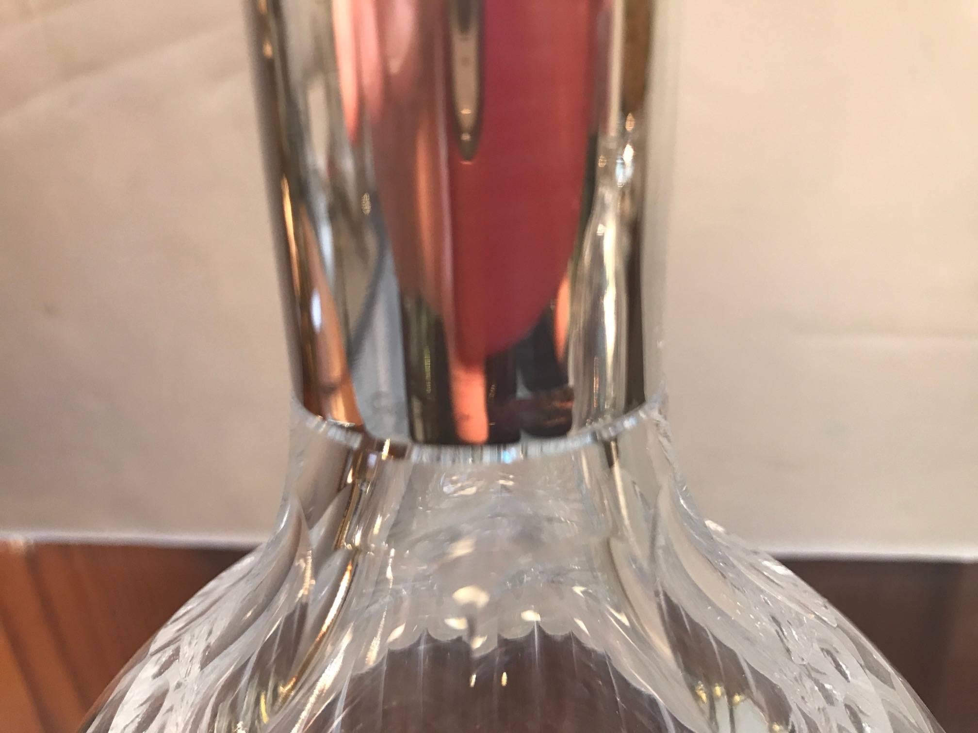Pair of Baccarat for Cartier Decanters In Excellent Condition In Lambertville, NJ