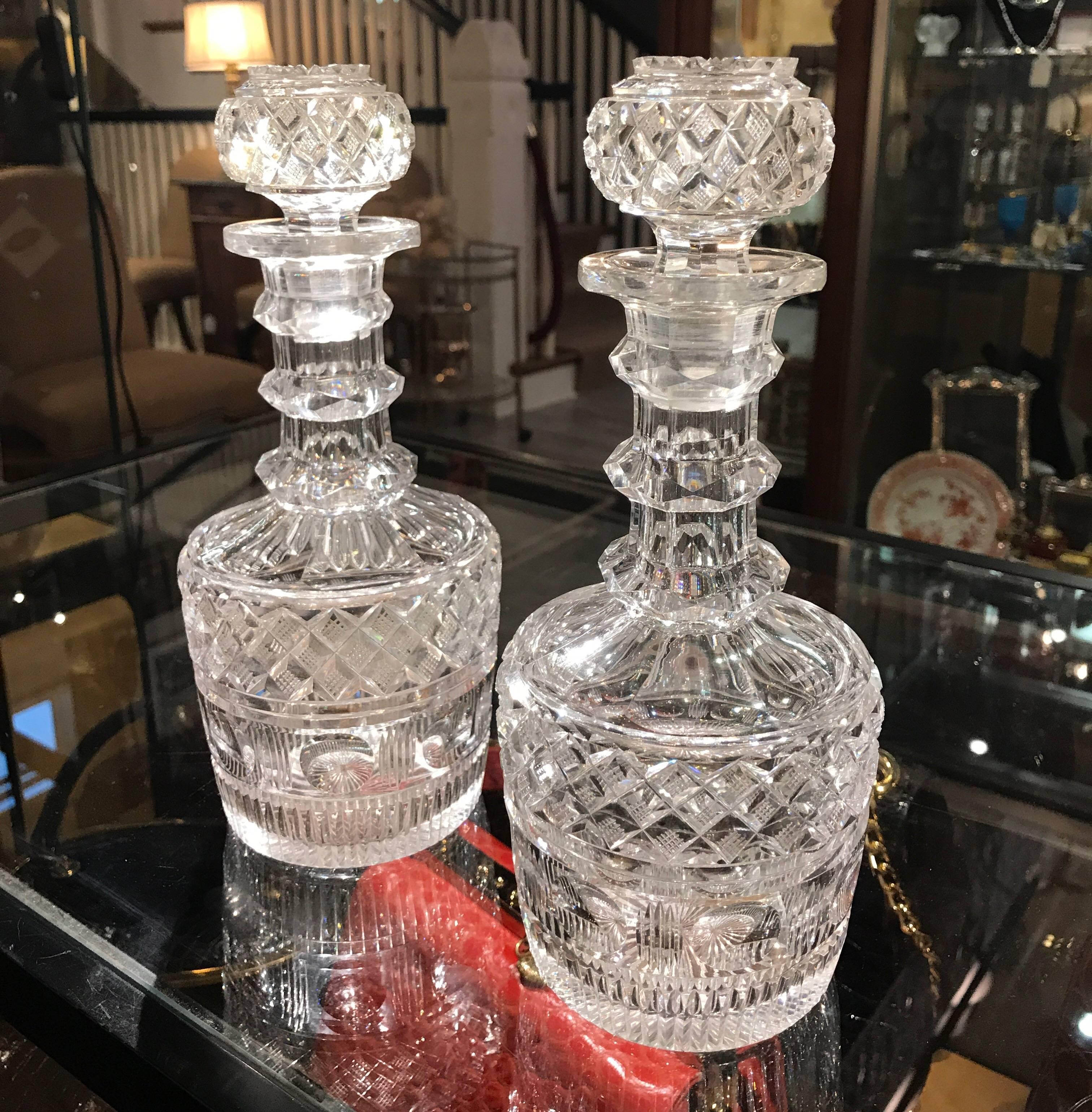 Pair of English Cut-Glass Decanters, Mid-19th Century In Excellent Condition In Lambertville, NJ