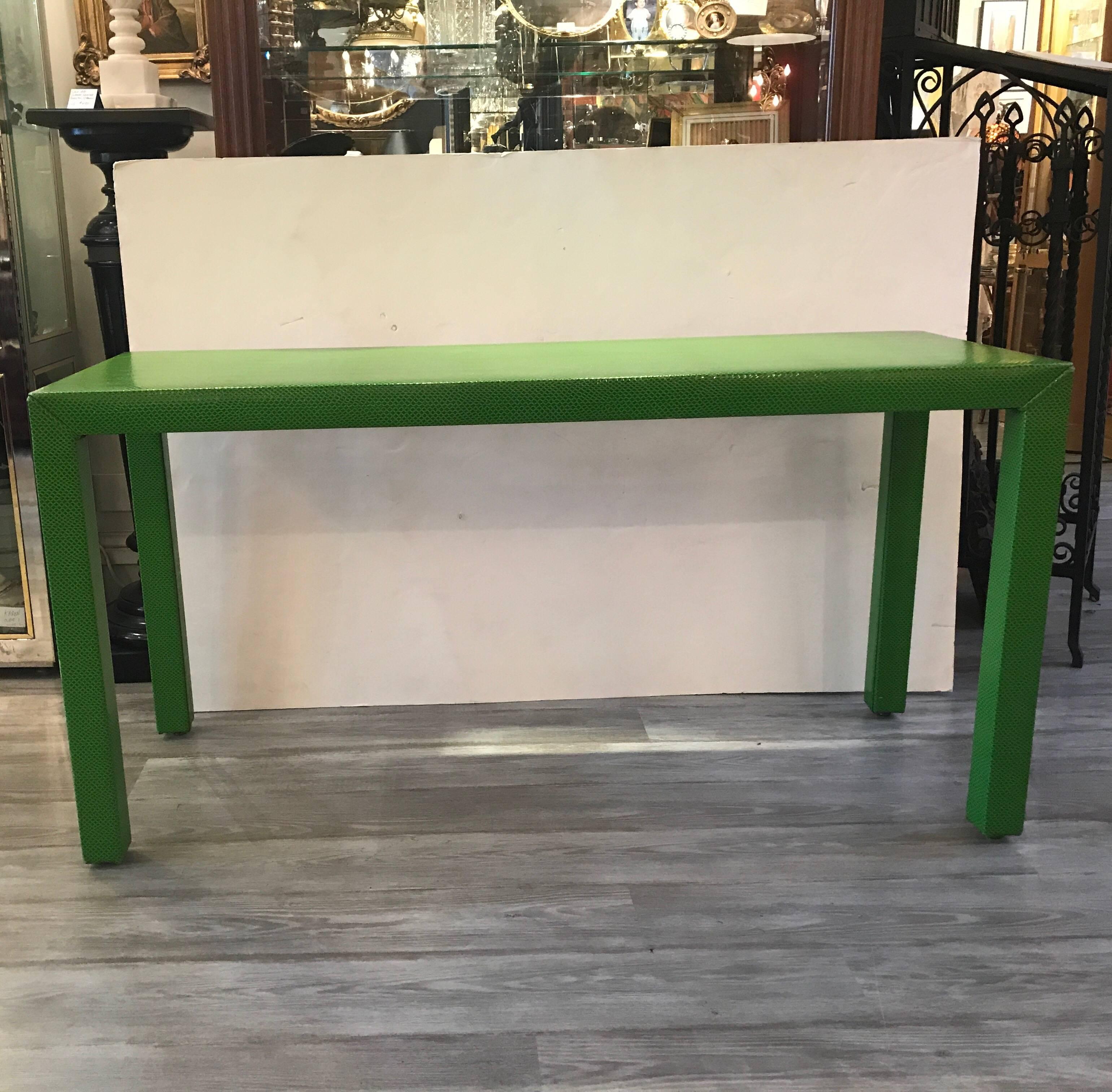 green entry table