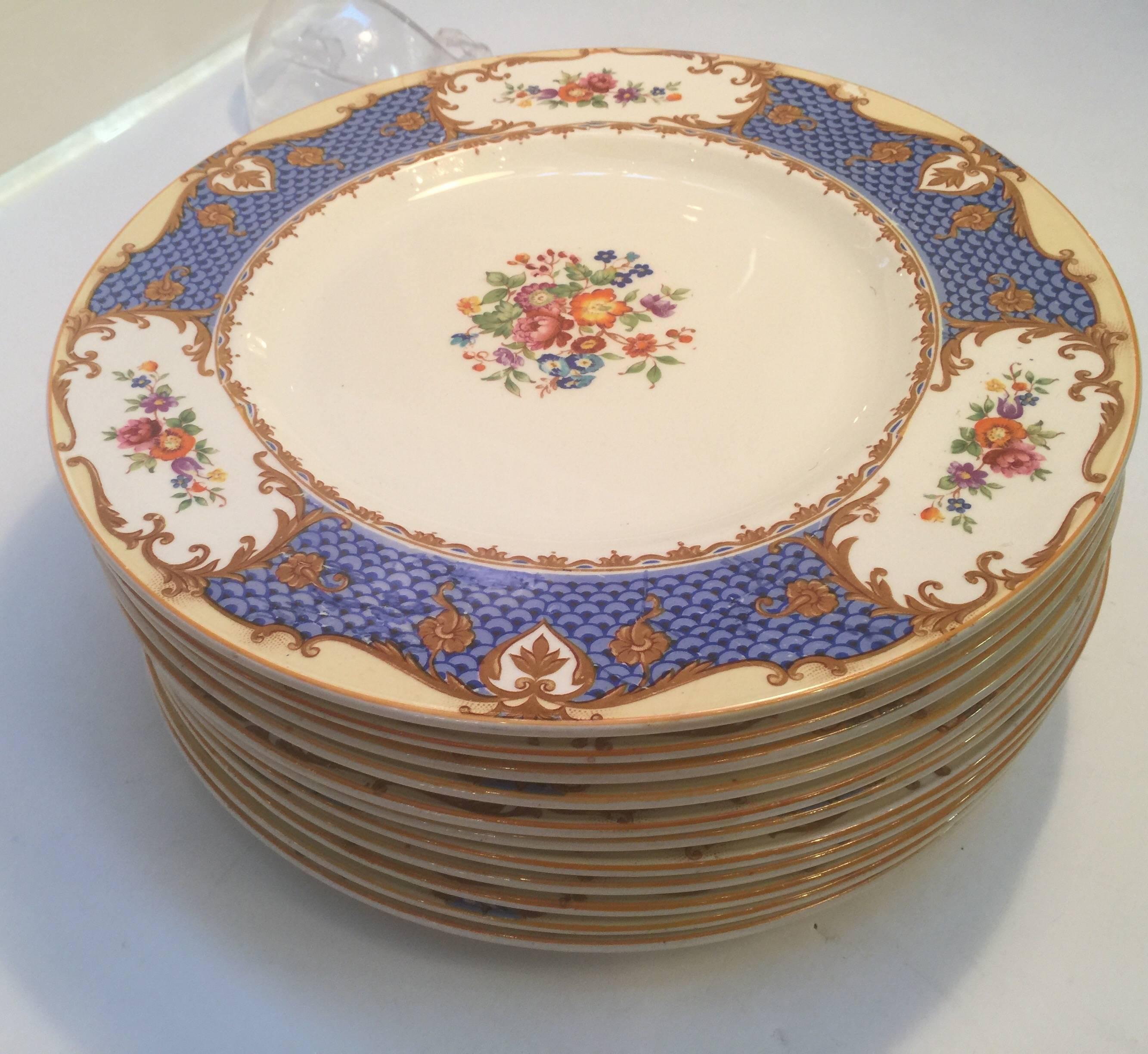 Set of Ten Hand-Painted English Service Plates In Excellent Condition In Lambertville, NJ