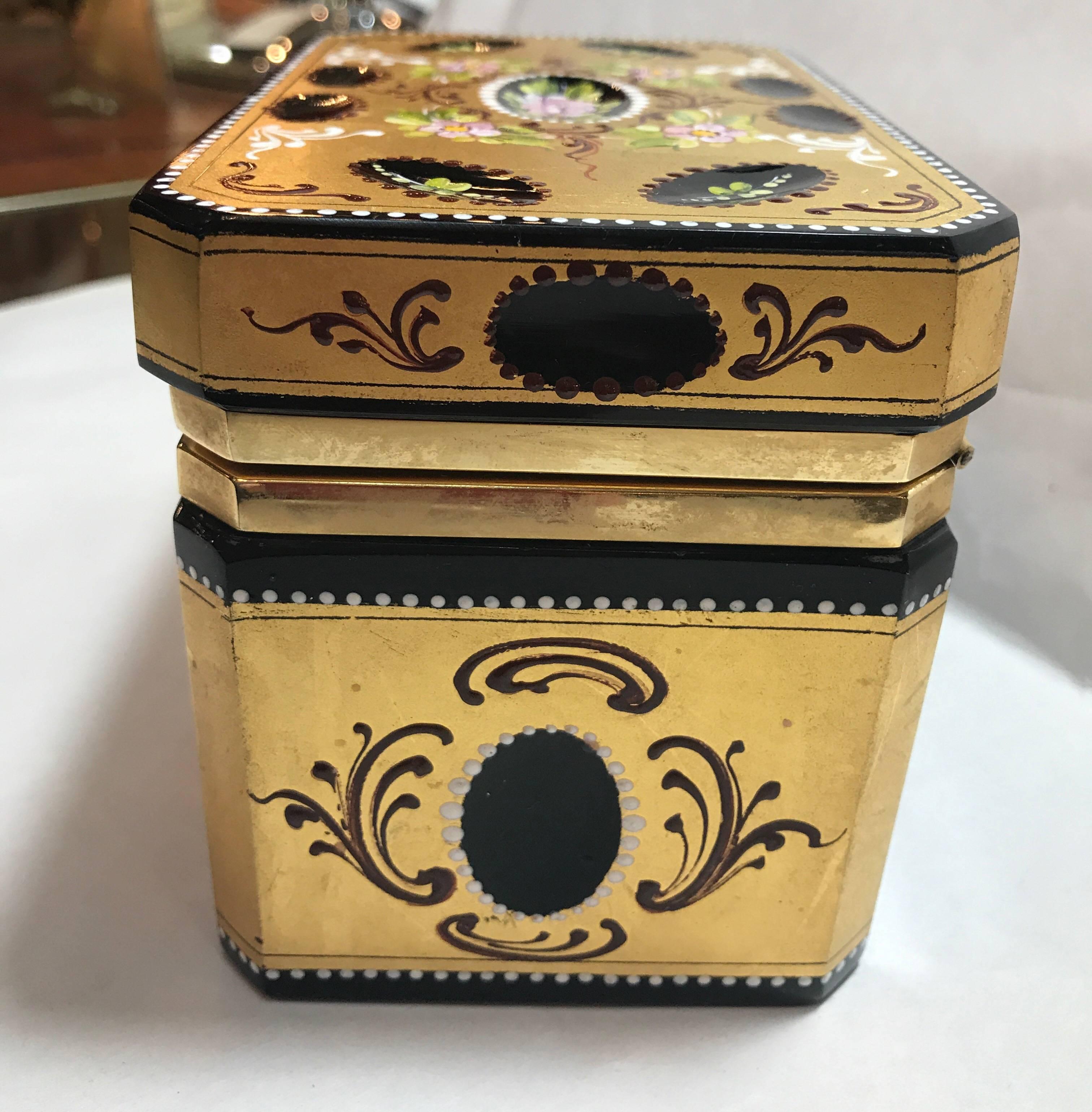 Antique 19th Century Gold Encrusted and Hand Enameled Hinged Glass Table Box In Excellent Condition In Lambertville, NJ