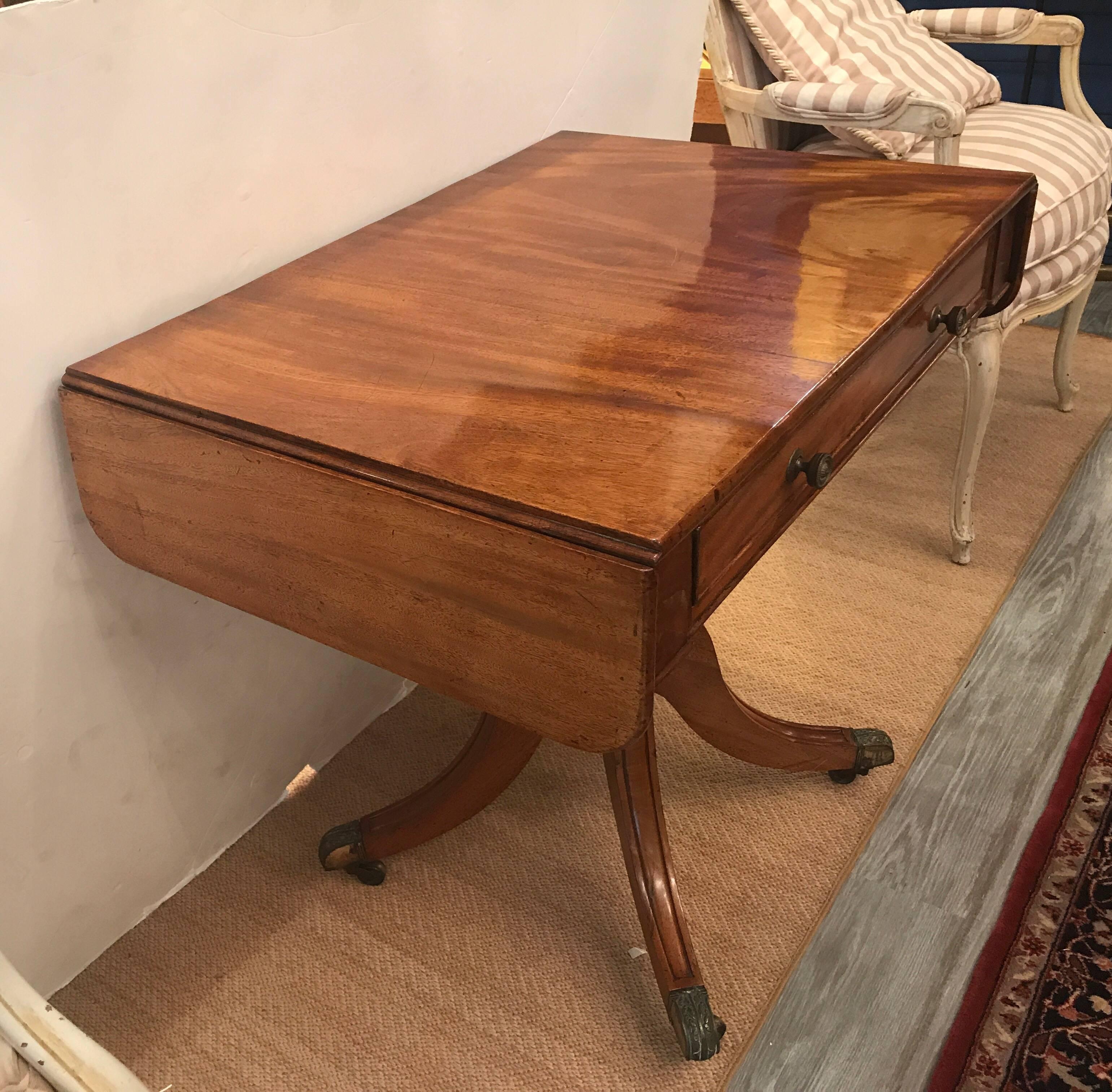 American Mahogany Sofa Writing Table In Excellent Condition In Lambertville, NJ