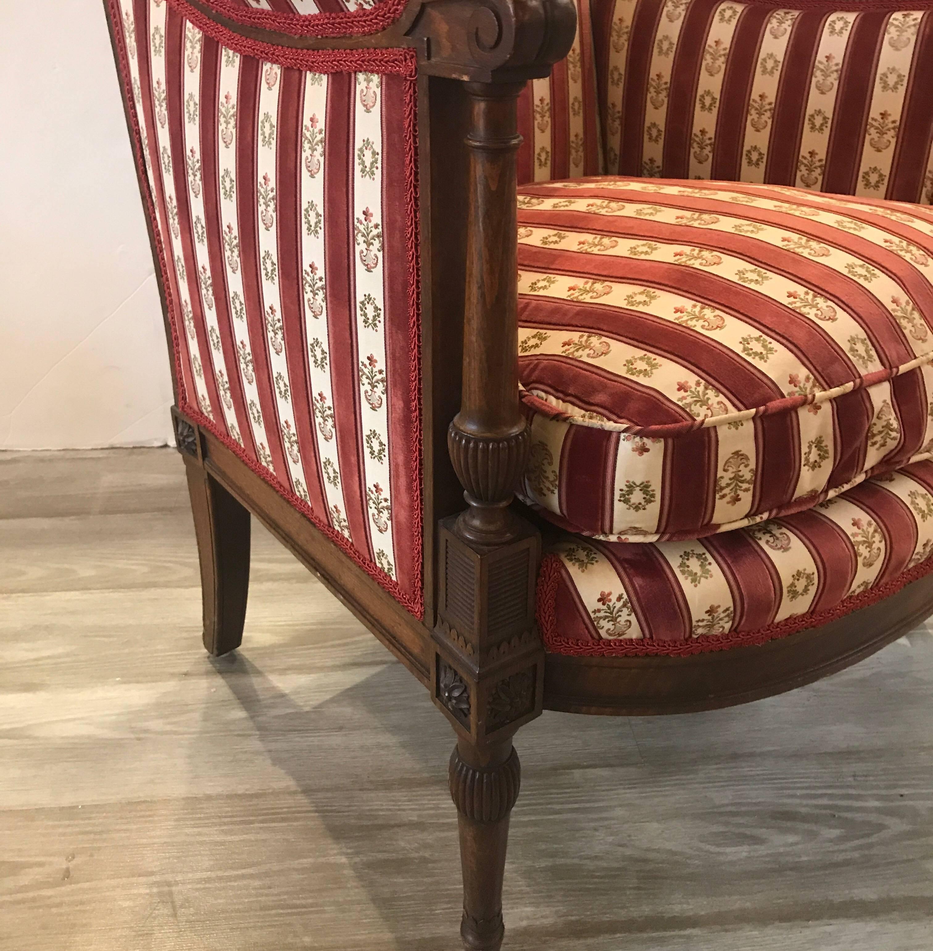 Carved Walnut Louis XVI Style Chair In Excellent Condition In Lambertville, NJ