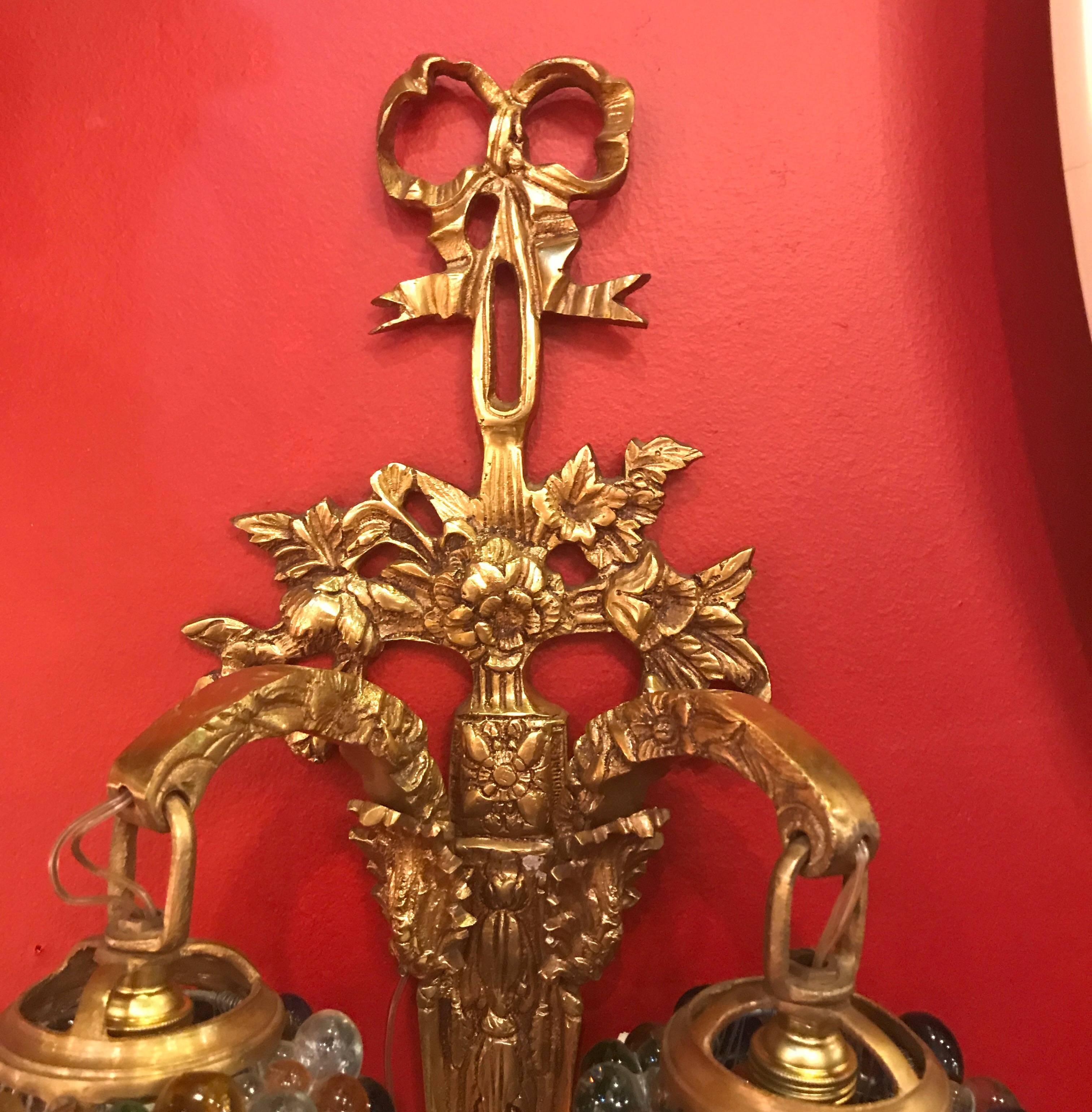 Pair of Italian Gilt Brass and Glass Beaded Sconces In Excellent Condition In Lambertville, NJ