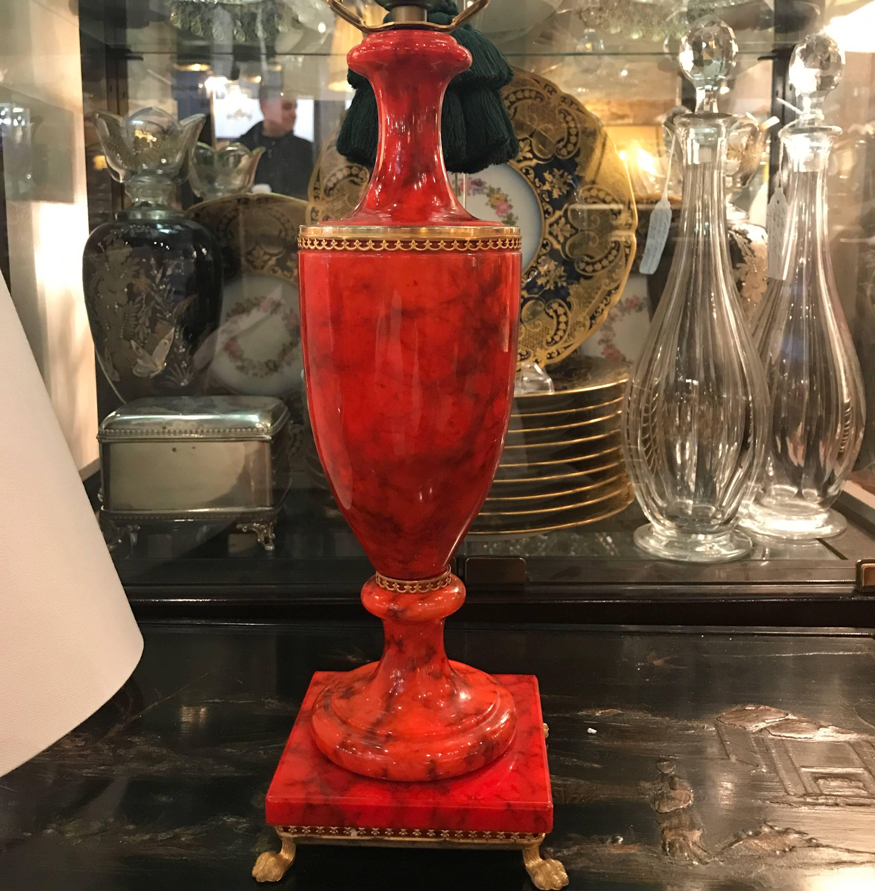 Mid-Century Modern A Pair of Red Polished Italian Alabaster Urn Lamps
