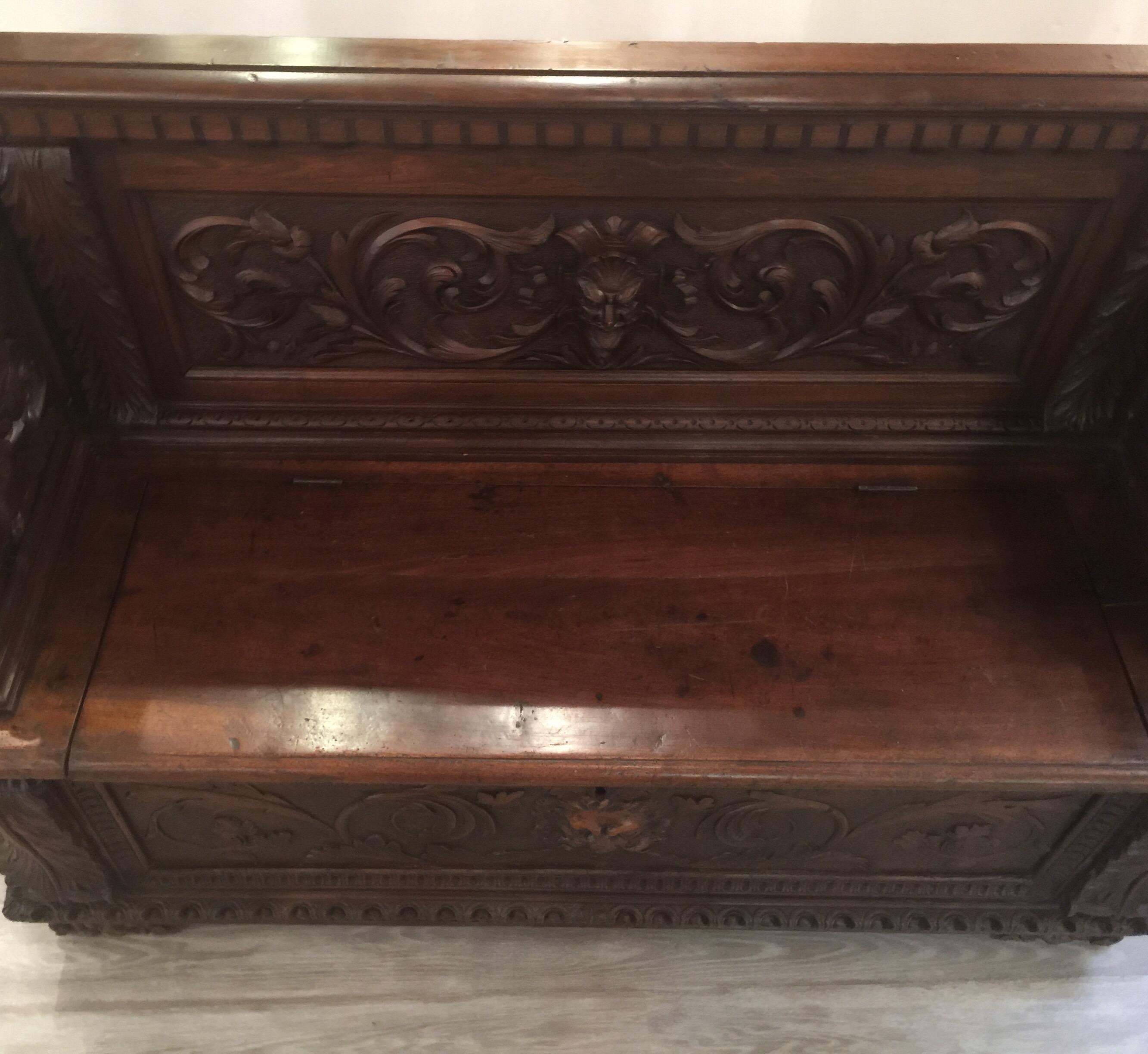 Hand Carved Gothic European Walnut Hall Bench with Griffins, circa Late 1800s 3