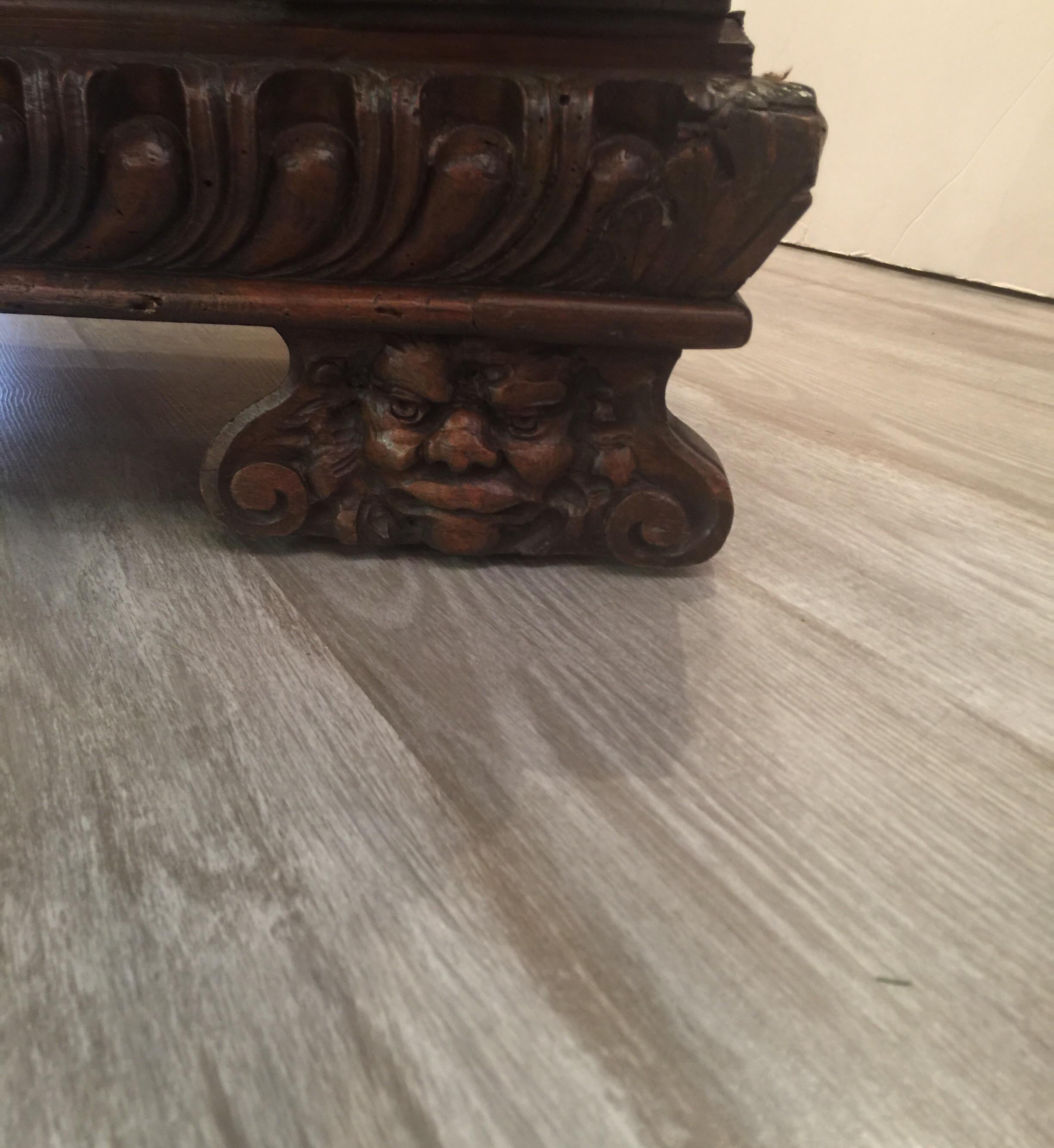 Hand Carved Gothic European Walnut Hall Bench with Griffins, circa Late 1800s 12