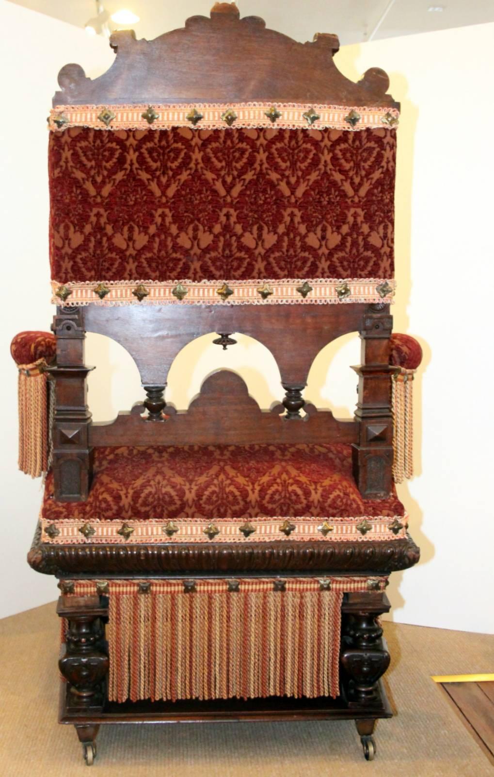 Renaissance Revival 19th Century Carved Parlor Chair