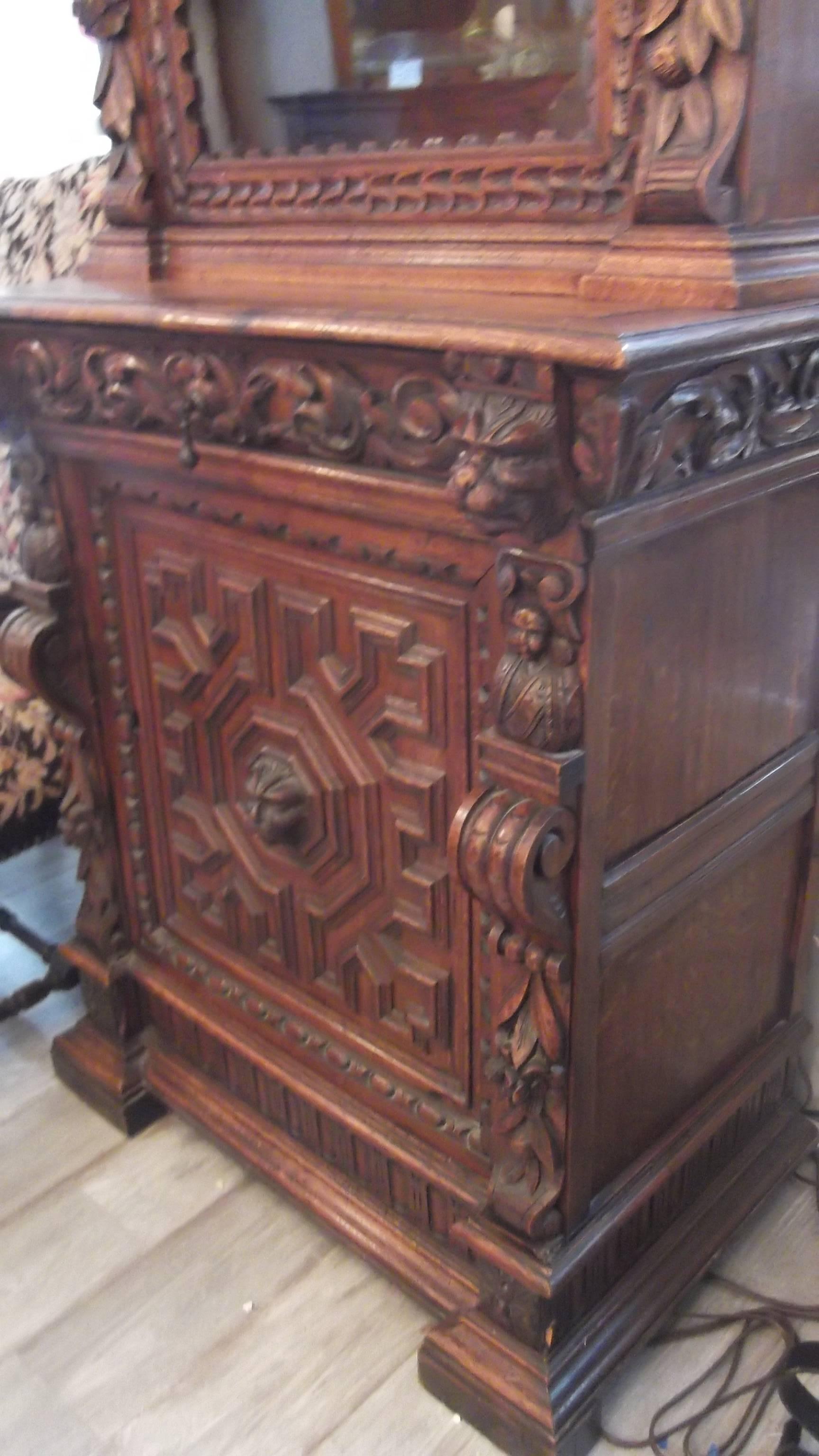 19th Century Hand-Carved Display Cabinet 3