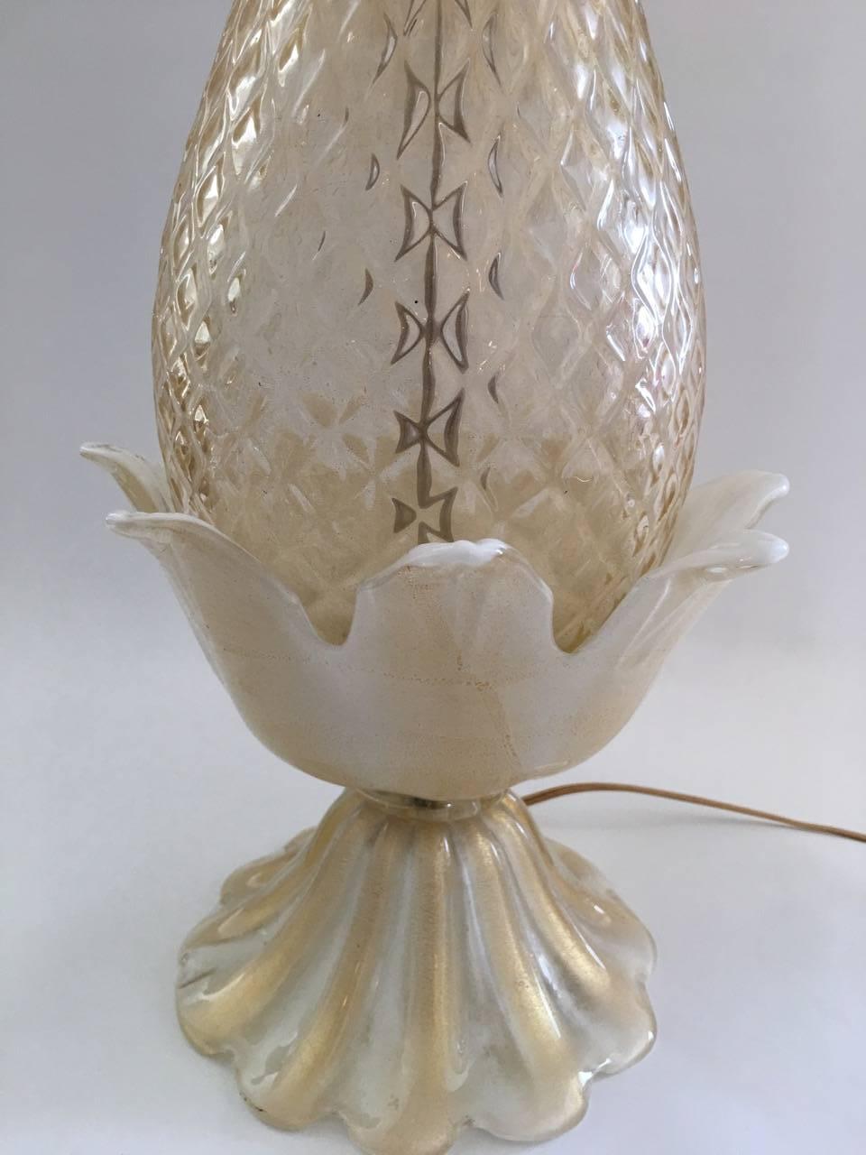 Mid-Century Modern Murano Glass Pineapple Shaped Table Lamp Attributed to Barovier e Toso, Italy