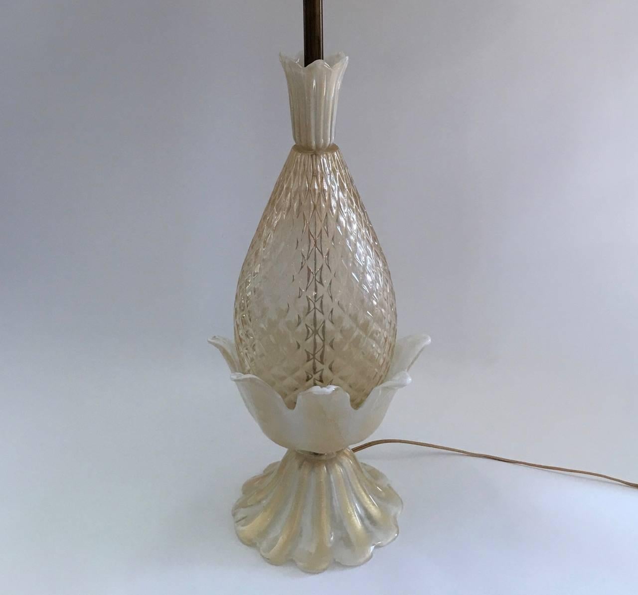 Italian Murano Glass Pineapple Shaped Table Lamp Attributed to Barovier e Toso, Italy