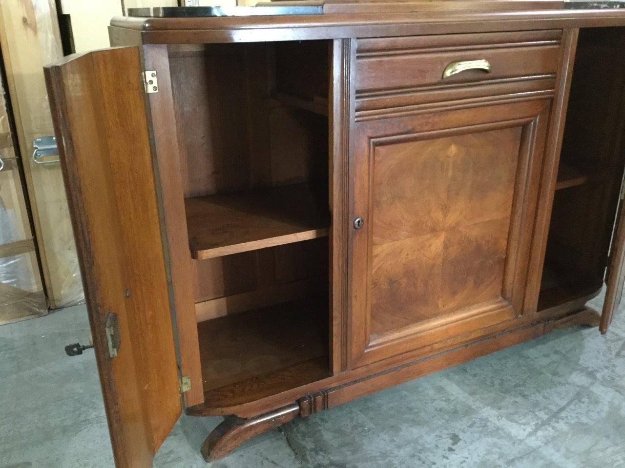 French Art Deco Credenza, 1930s In Excellent Condition In Lambertville, NJ