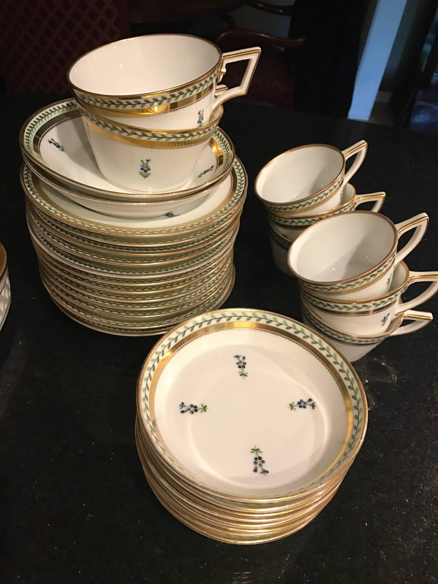 19th Century Austrian Porcelain Tea and Dessert Set Ernst Wahliss In Excellent Condition In Lambertville, NJ