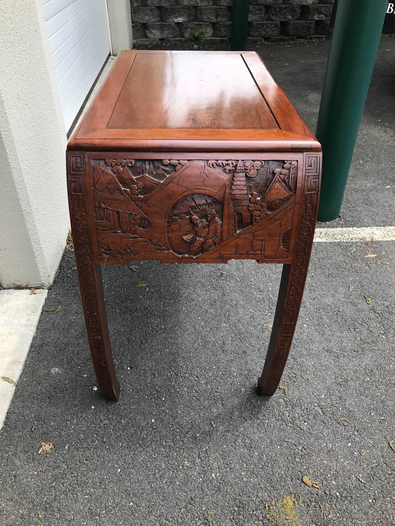 Hand-Carved Chinese Console Table In Excellent Condition In Lambertville, NJ