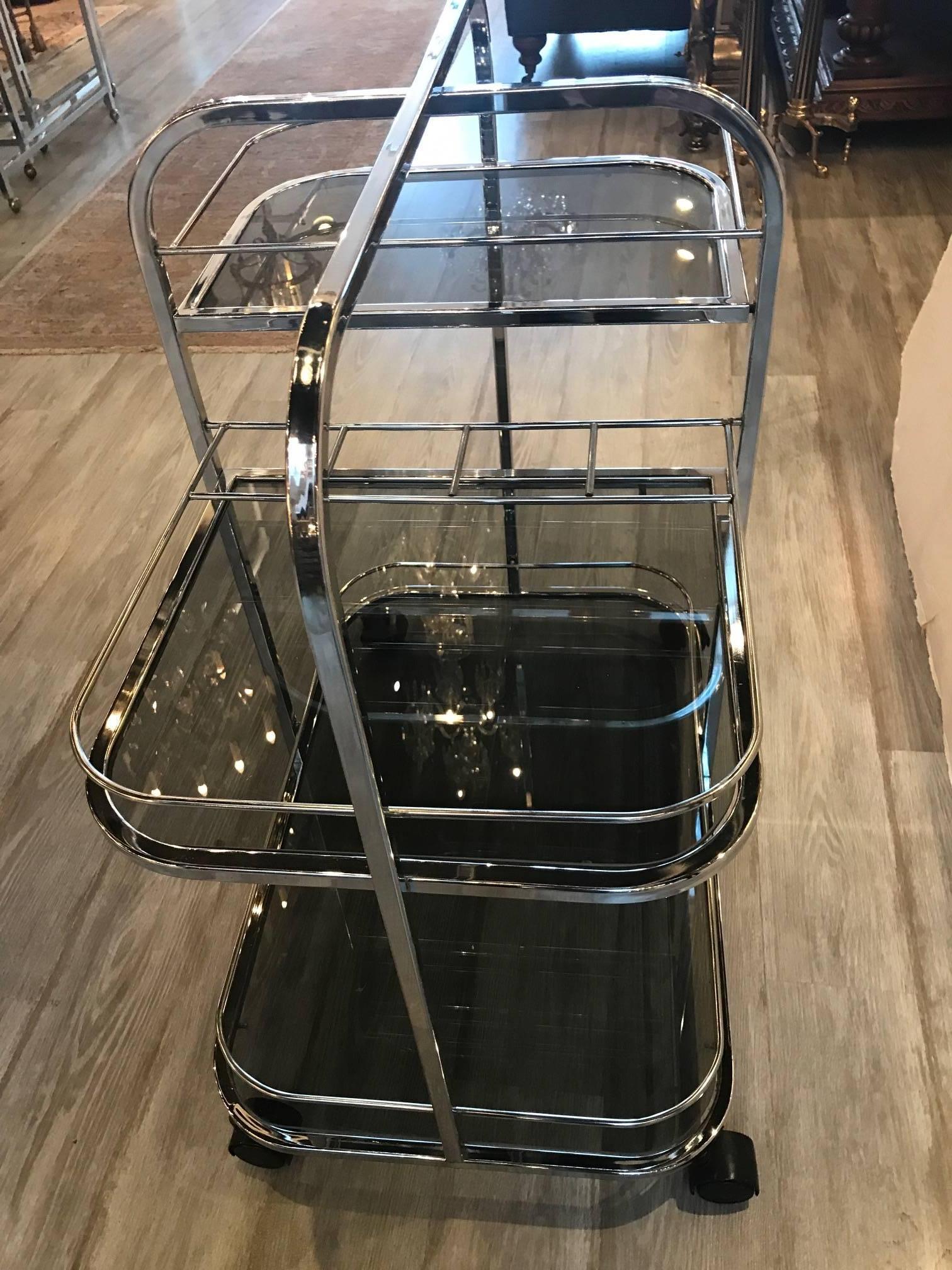 Chrome and Smoked Glass Beverage Cart In Excellent Condition In Lambertville, NJ