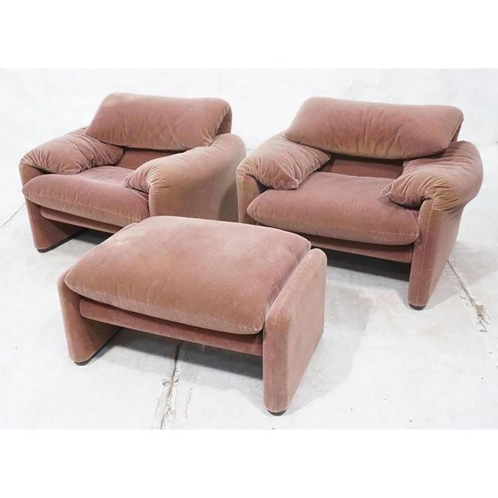Post-Modern Vico Magistretti Lounge Chairs