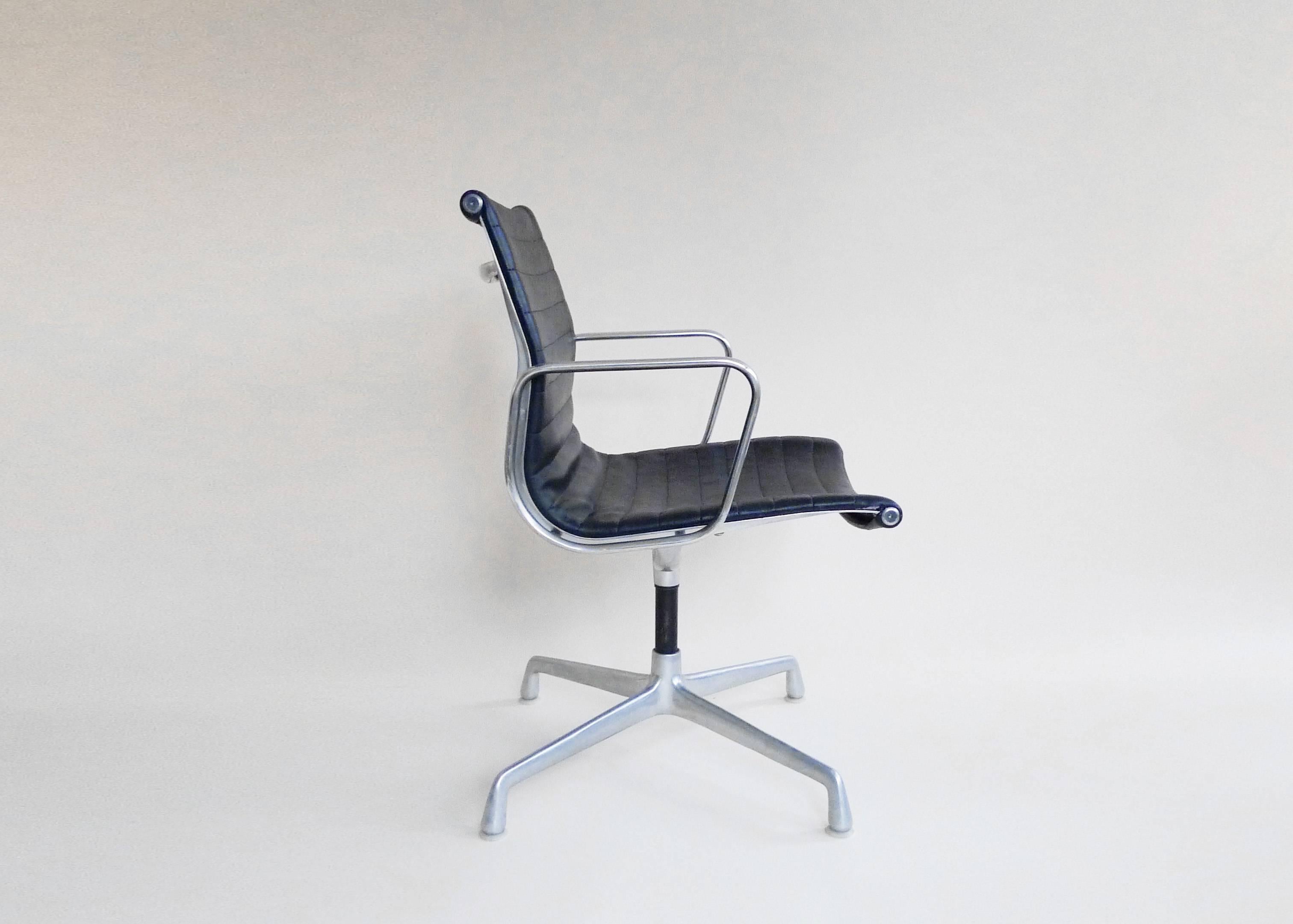 Mid-Century Modern Eames Aluminum Group Office Chairs with Ribbed Leather Slings