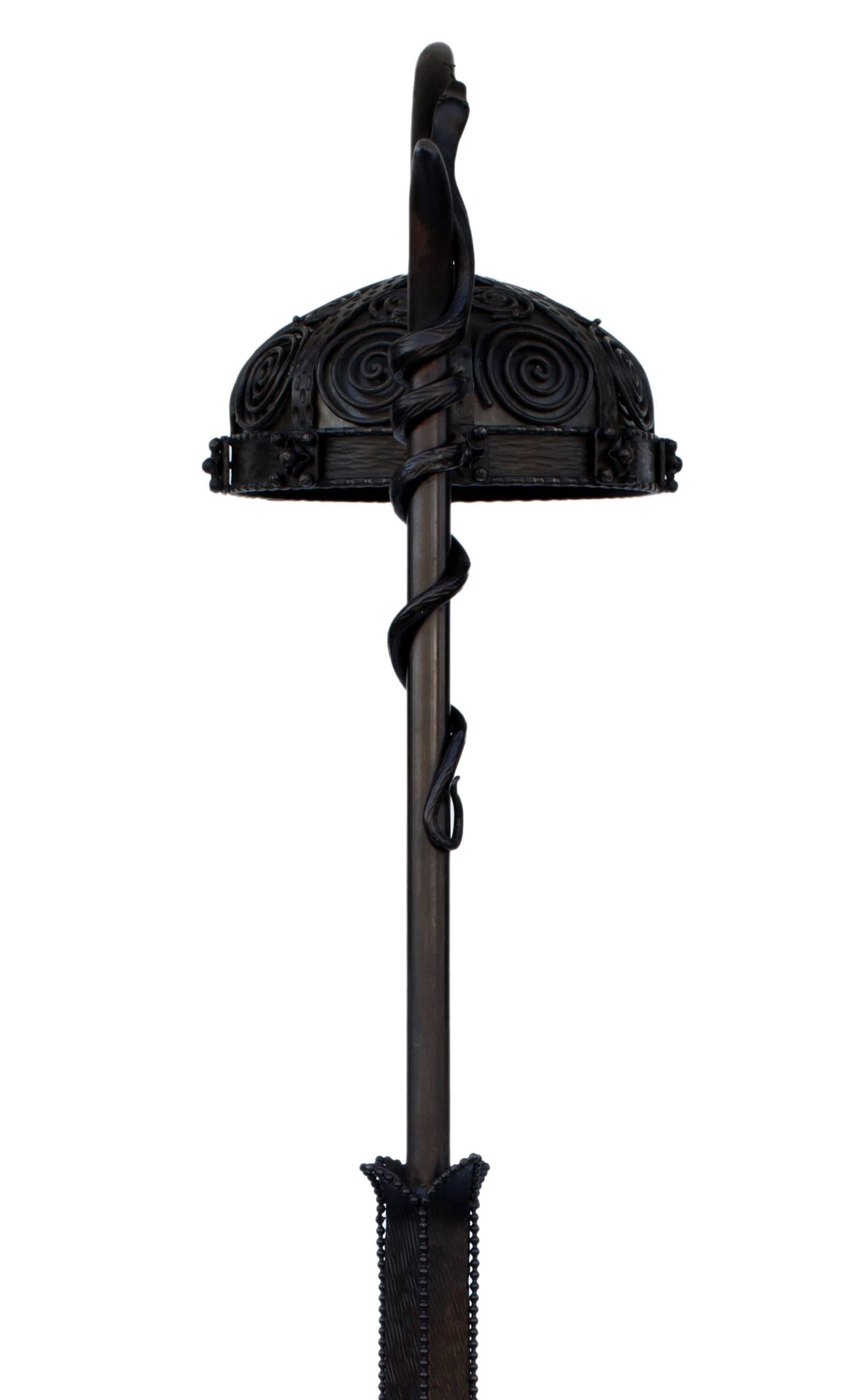 Mid-20th Century French Art Deco Wrought Iron Snake Floor Lamp, Alberto Pinto For Sale
