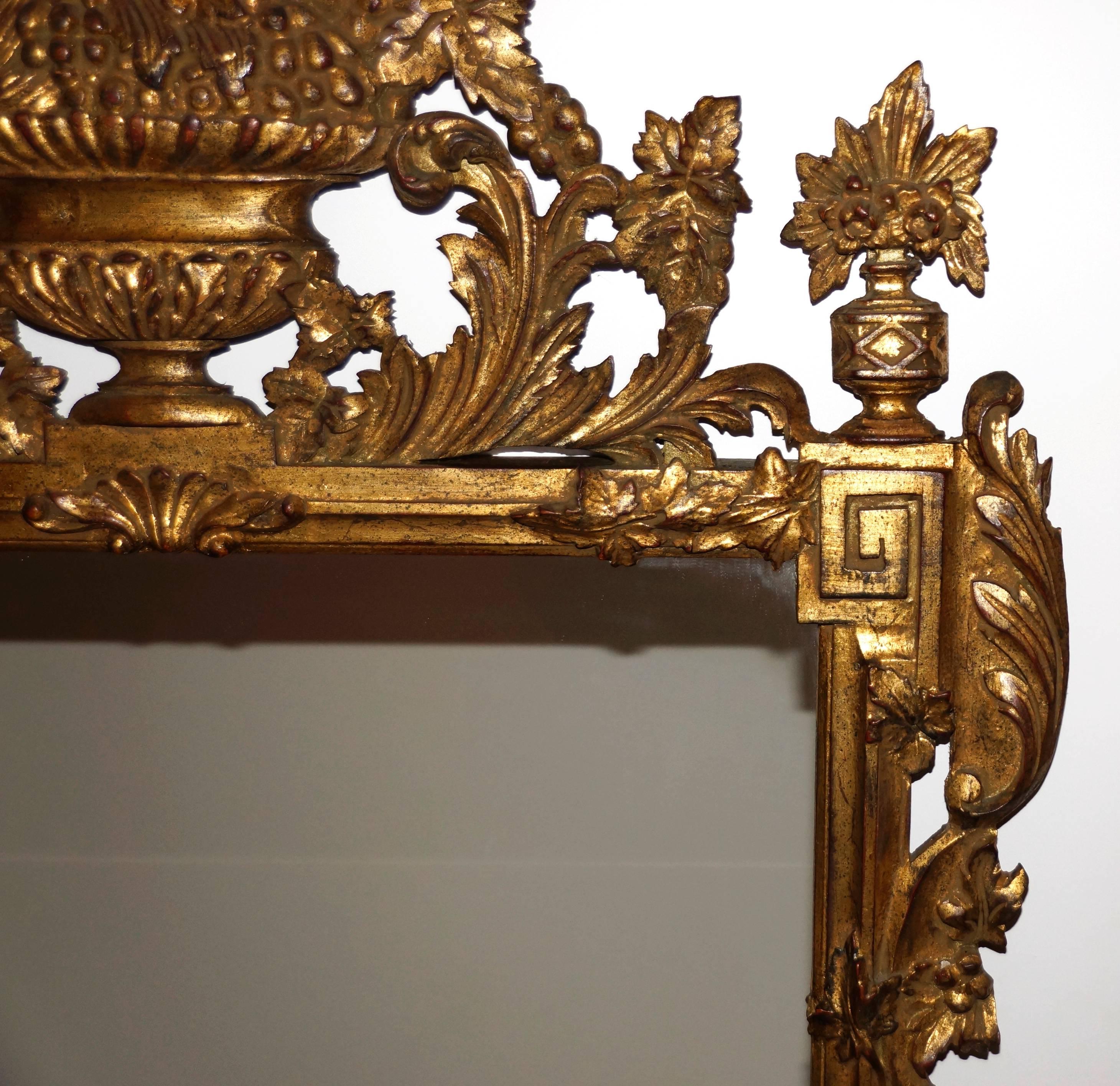 Wood Ornate Vintage Italian Hand-Carved Giltwood Mirror For Sale