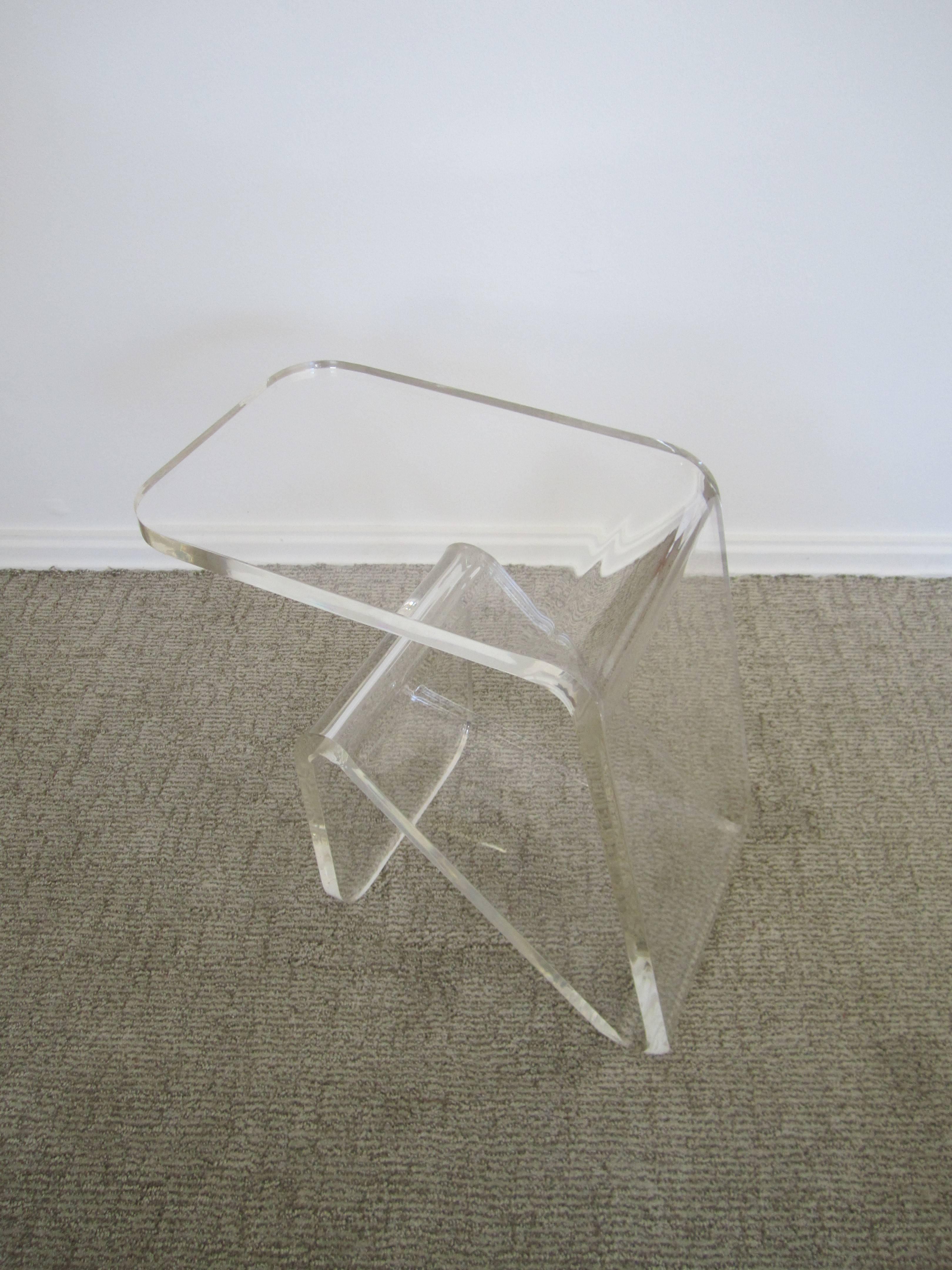 Vintage Modern Lucite Side Table after Designer John Mascheroni In Excellent Condition In New York, NY