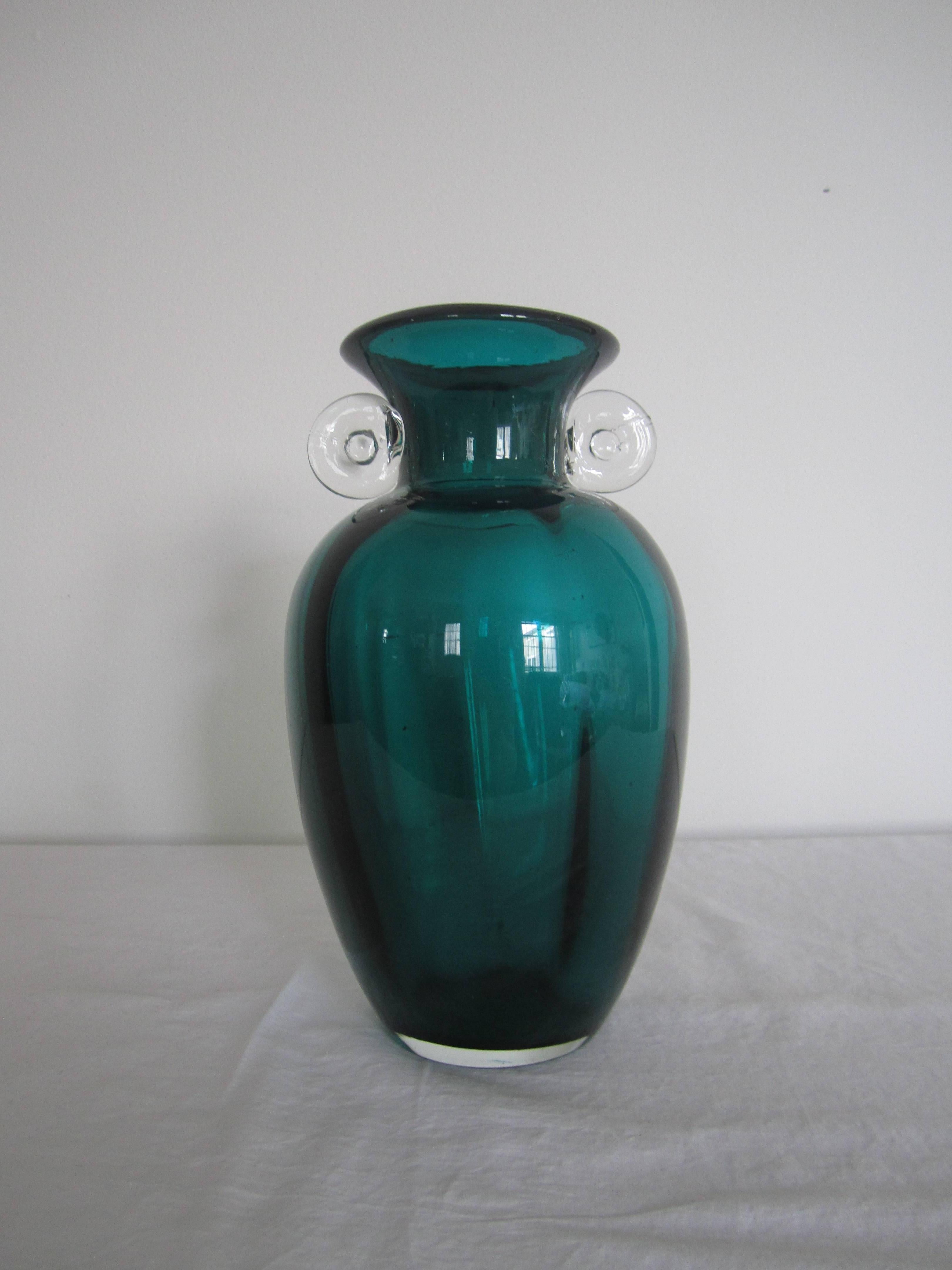 emerald green glass vase