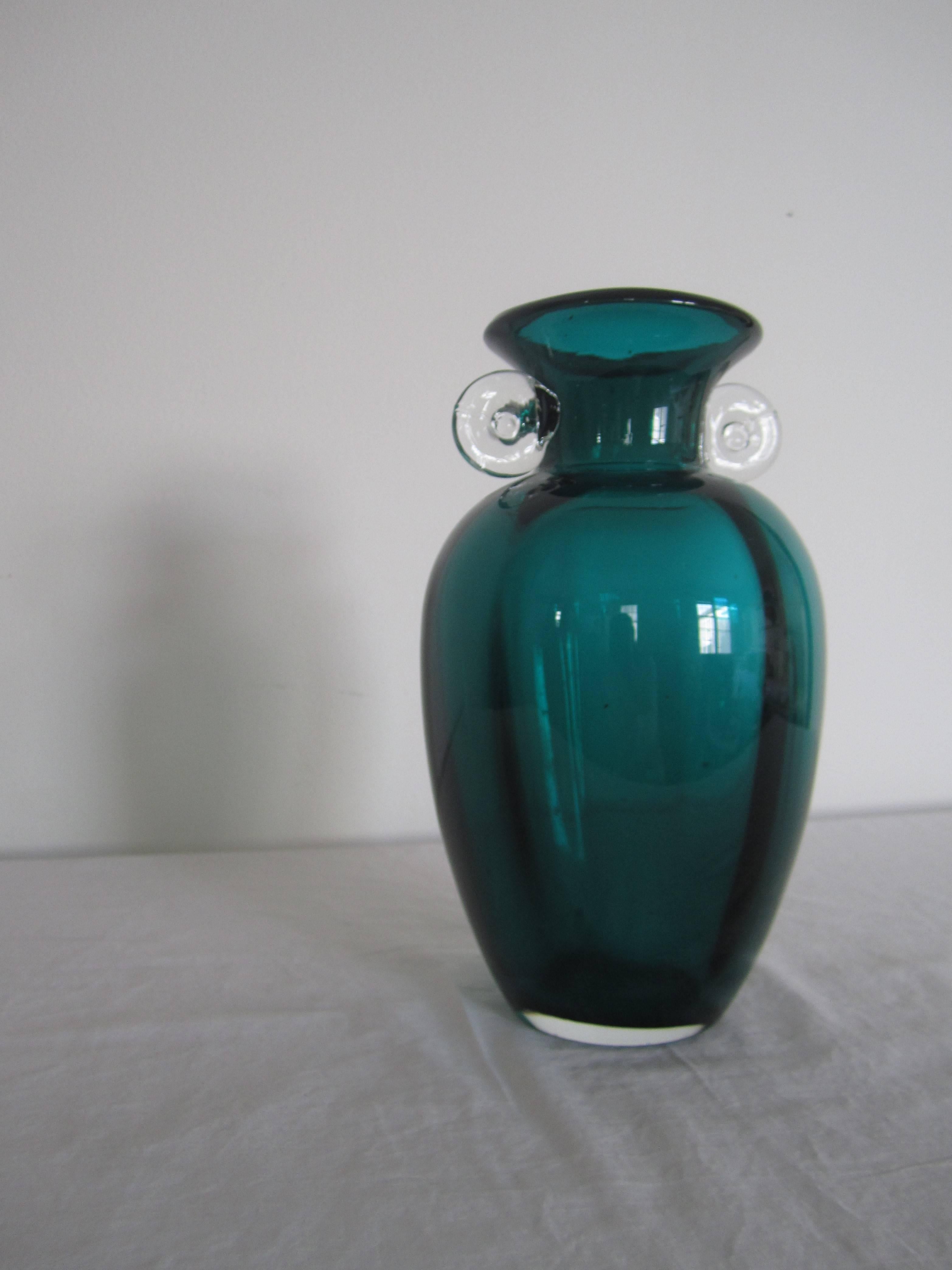 Vintage Emerald Green Blown Glass Vase 1