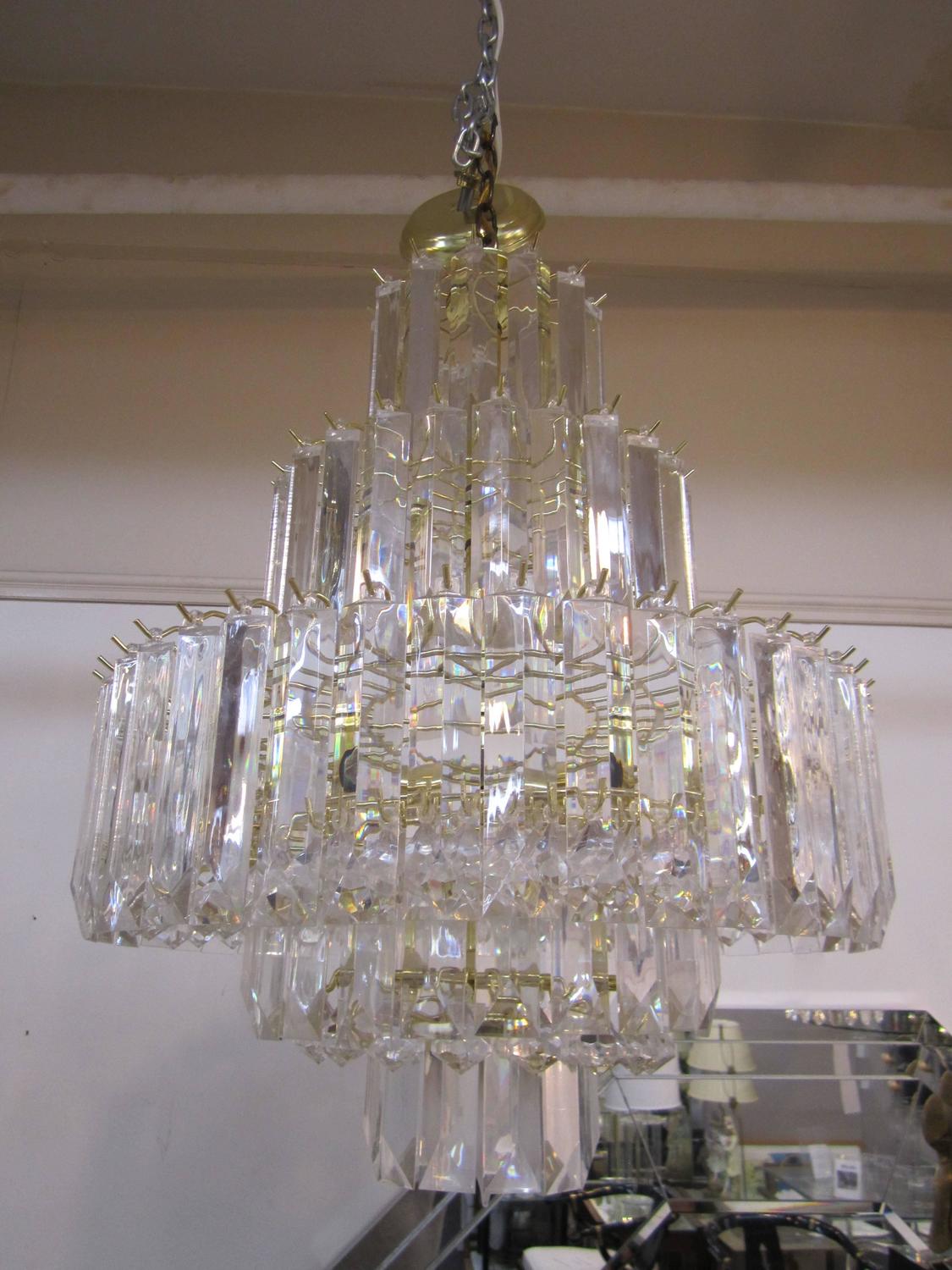 Vintage Lucite 'Wedding Cake' Chandelier in the Style of ...