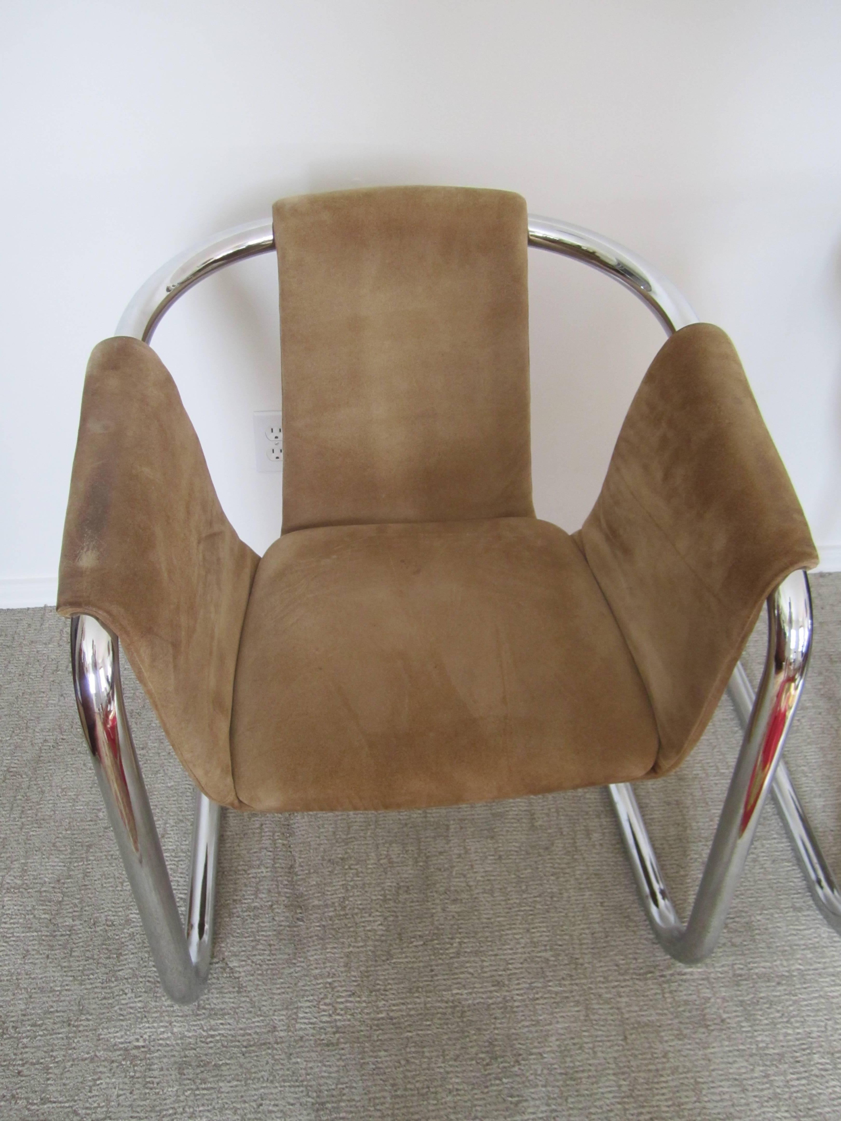 Postmodern Tubular Chrome Suede Sling Arm Cantilever Lounge Chairs, 1970s, Pair In Good Condition In New York, NY