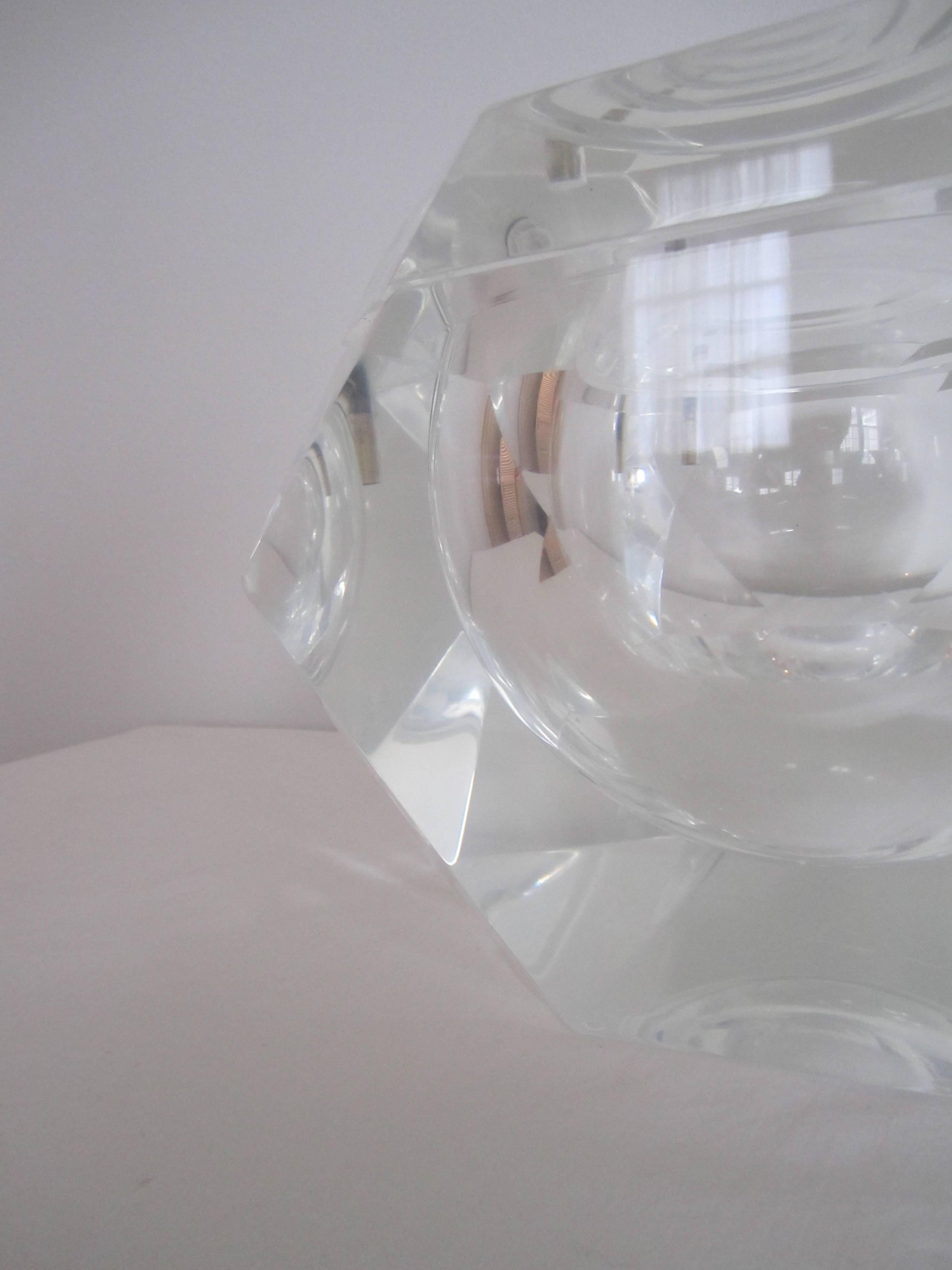 Modern Lucite Octagonal Ice Bucket or Box In Excellent Condition In New York, NY