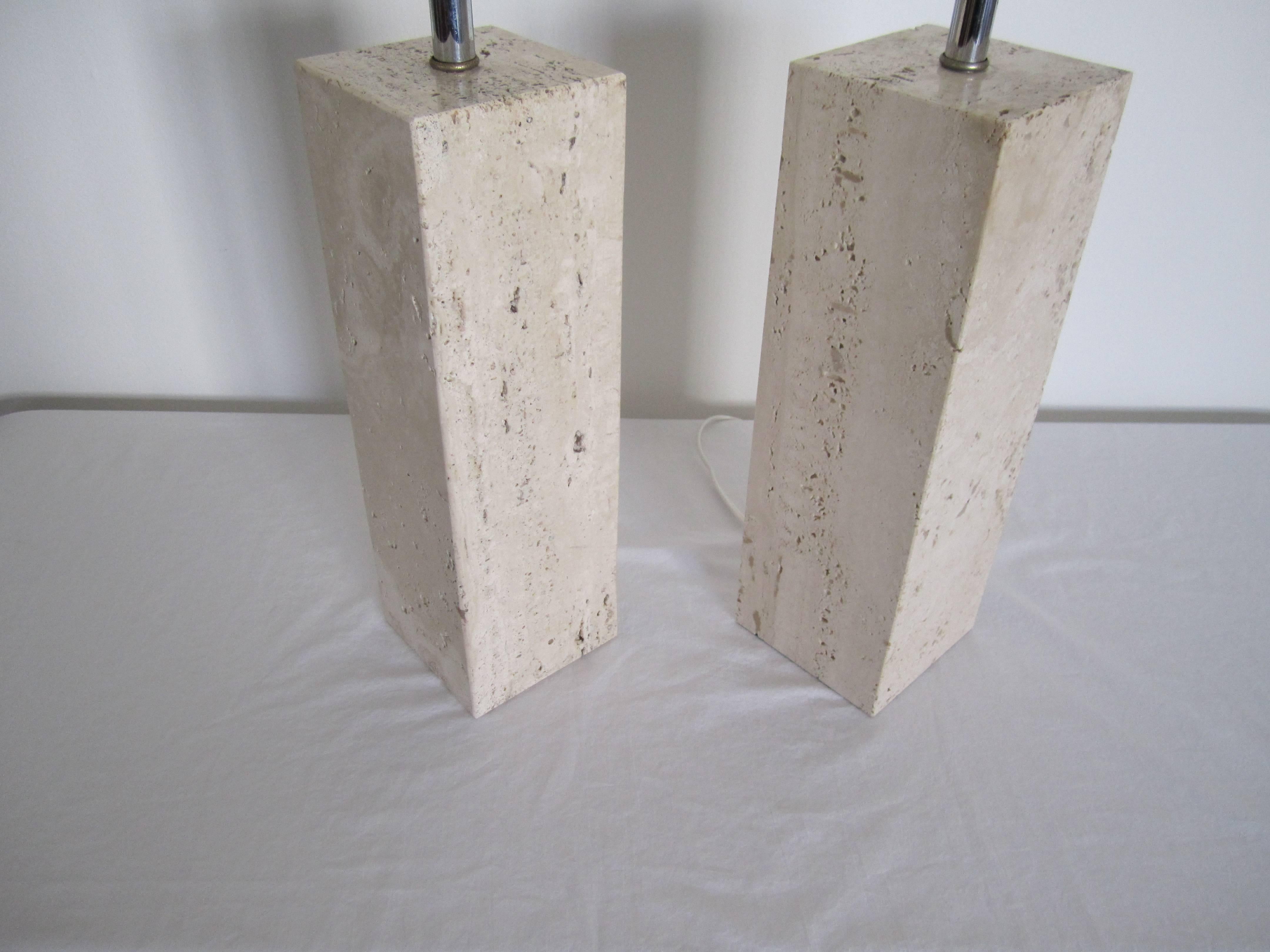 Pair Italian Modern Solid Travertine Marble Table Lamps, Italy 1970s In Excellent Condition In New York, NY