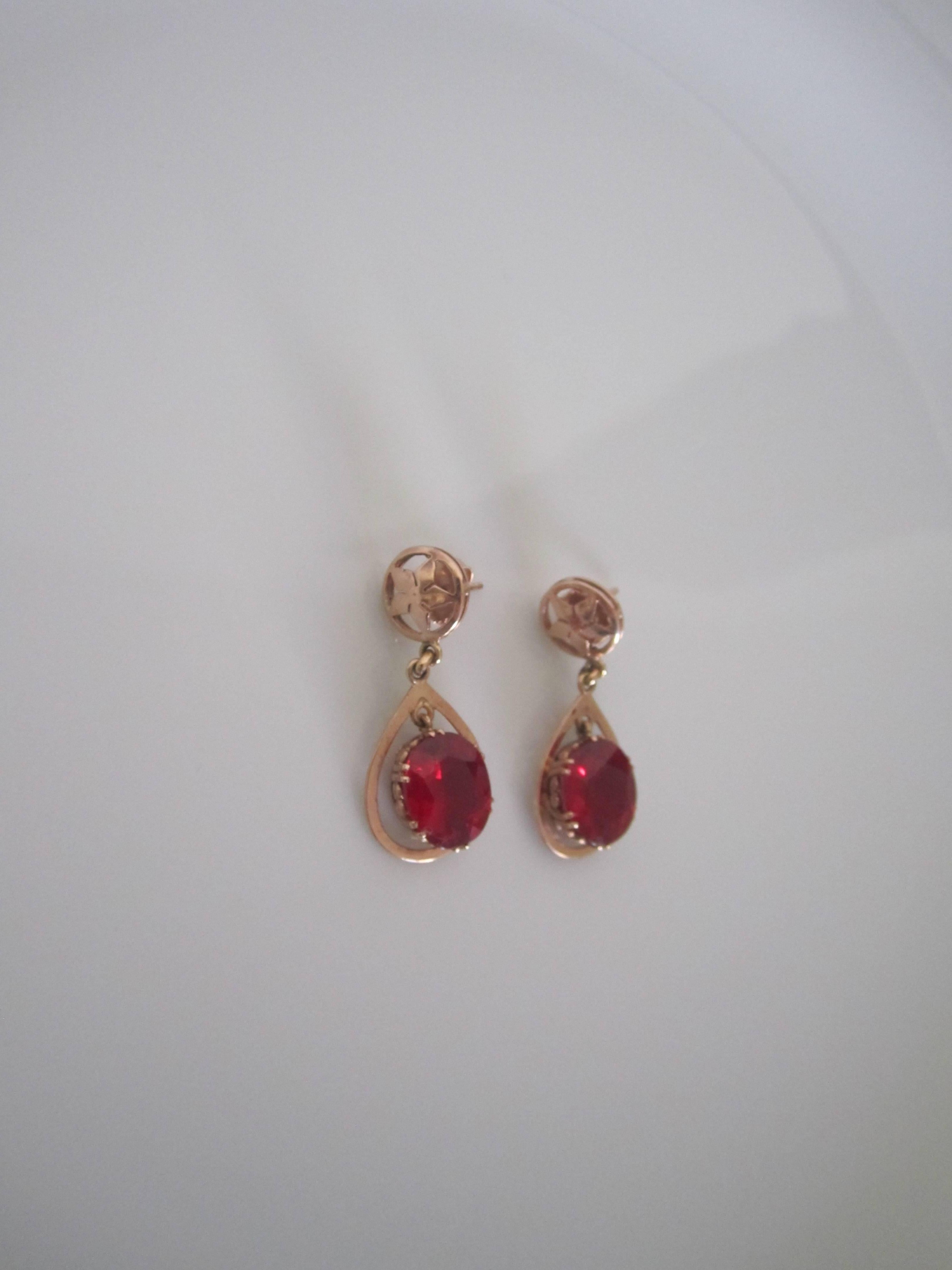 Mid-20th Century Vintage 14-Karat Pink Gold Earrings with Red Ruby Style Stones