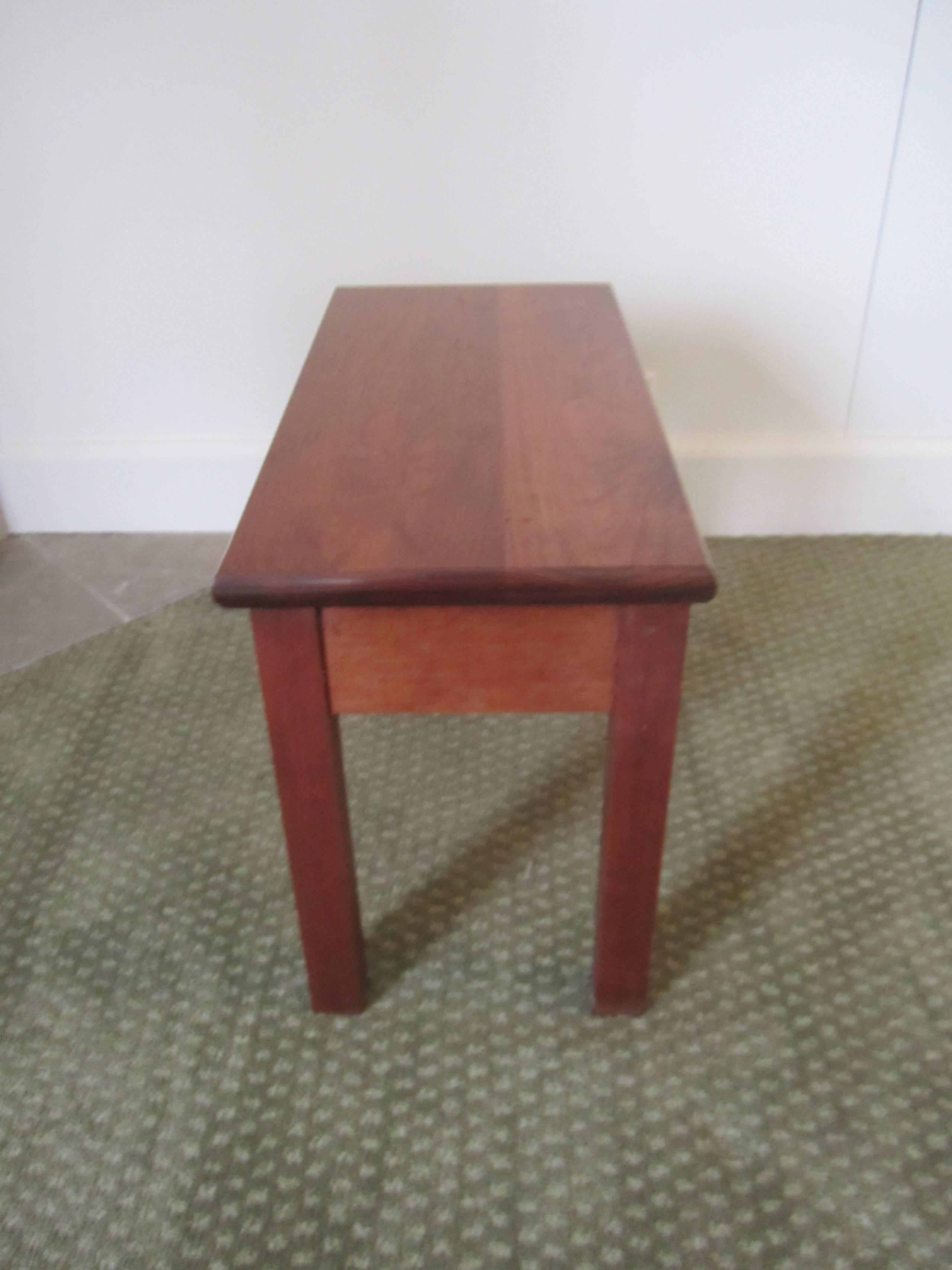 Small End or Side Table with Shelf 3