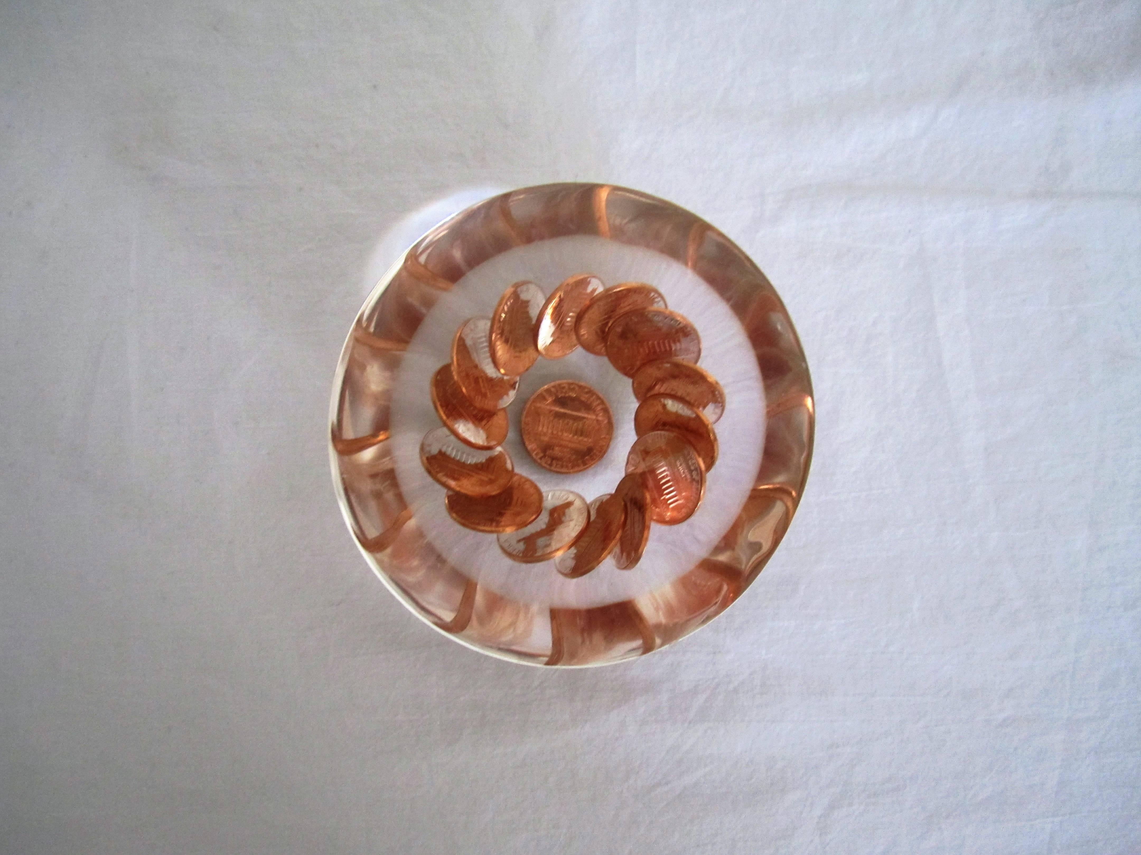 Lucite Copper Penny Paperweight Decorative Object, 1980s In Good Condition For Sale In New York, NY