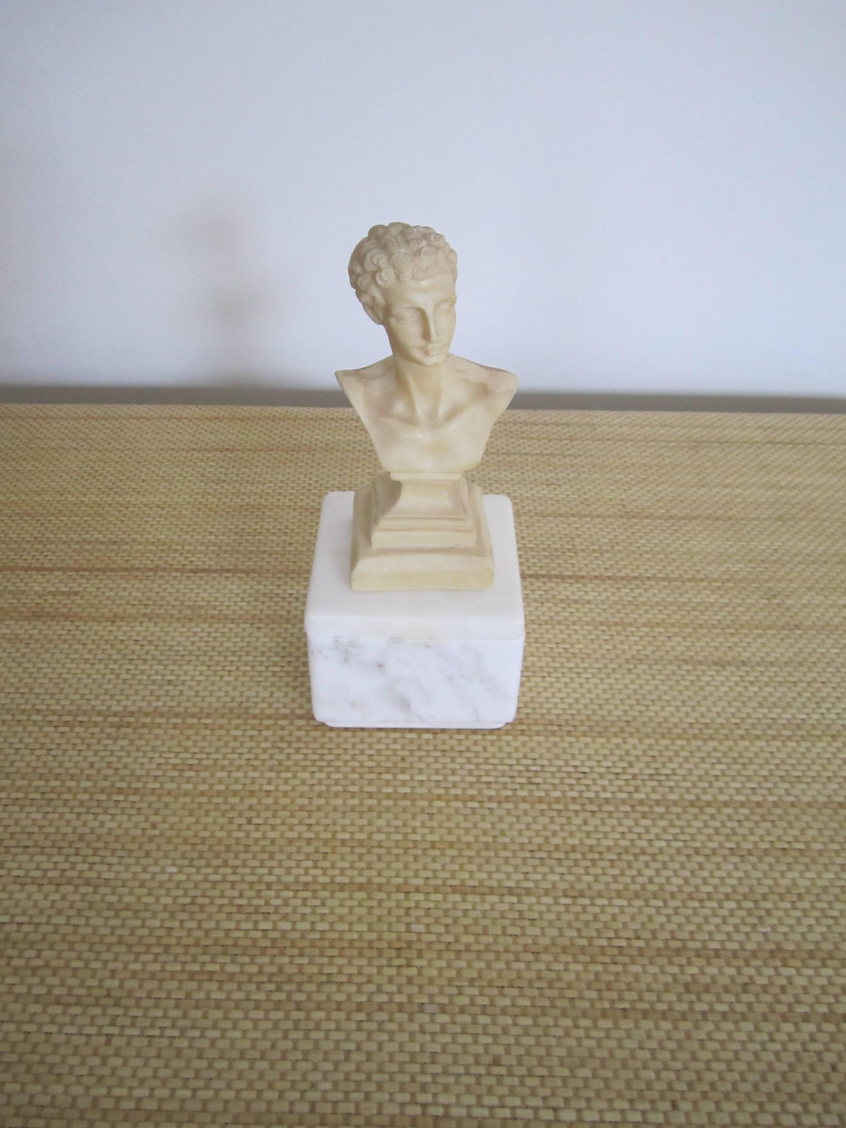 Midcentury Italian Classical Roman Sculpture Bust In Good Condition In New York, NY