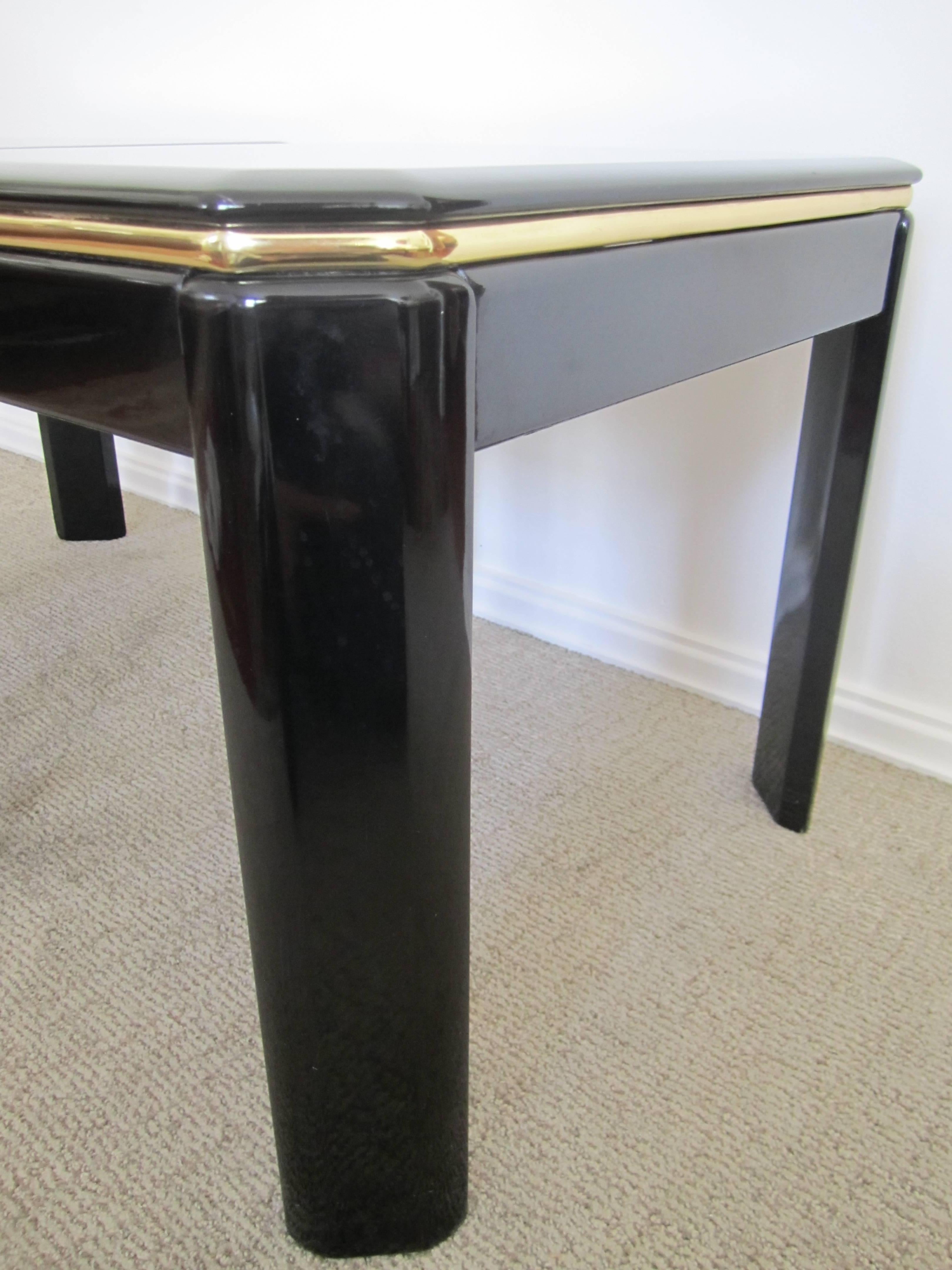 Pair Vintage Square Black Lacquer and Brass End Tables In Good Condition In New York, NY