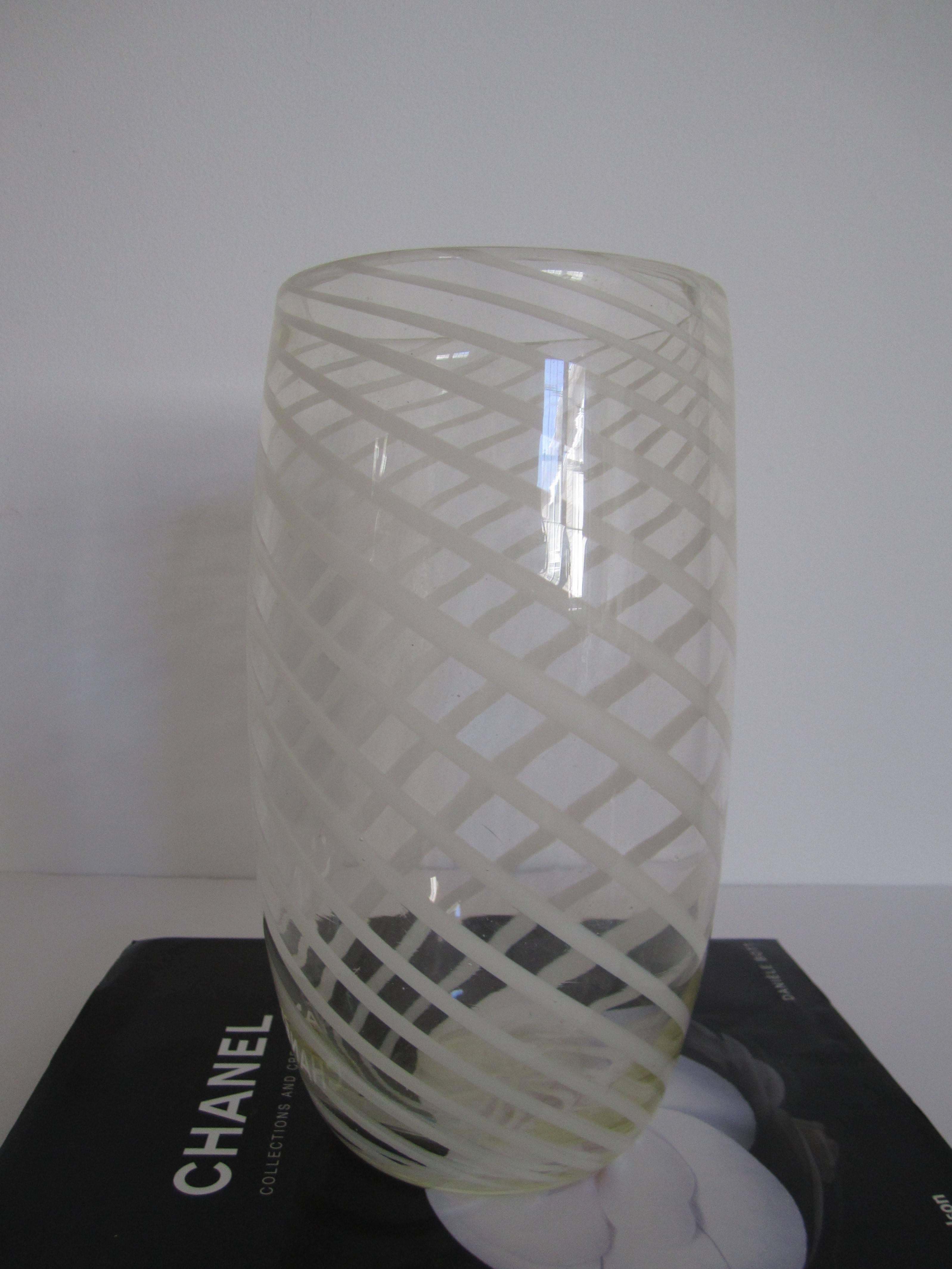 White and Clear Art Glass Vase For Sale at 1stDibs | ribbon glass vase