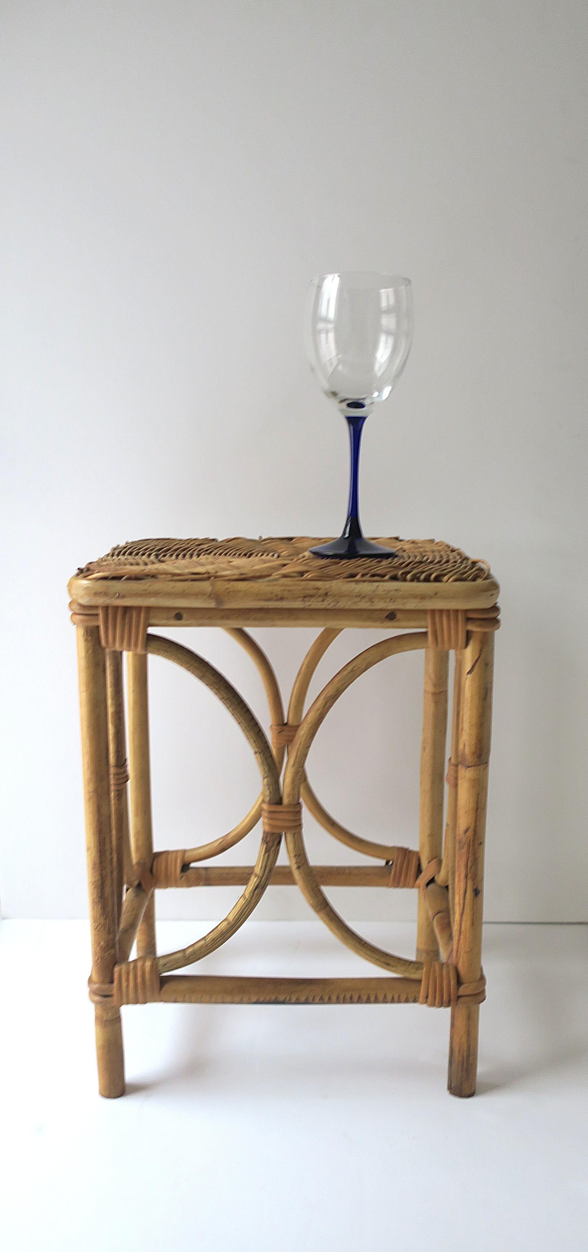 20th Century Wicker Rattan Side Drinks Table For Sale