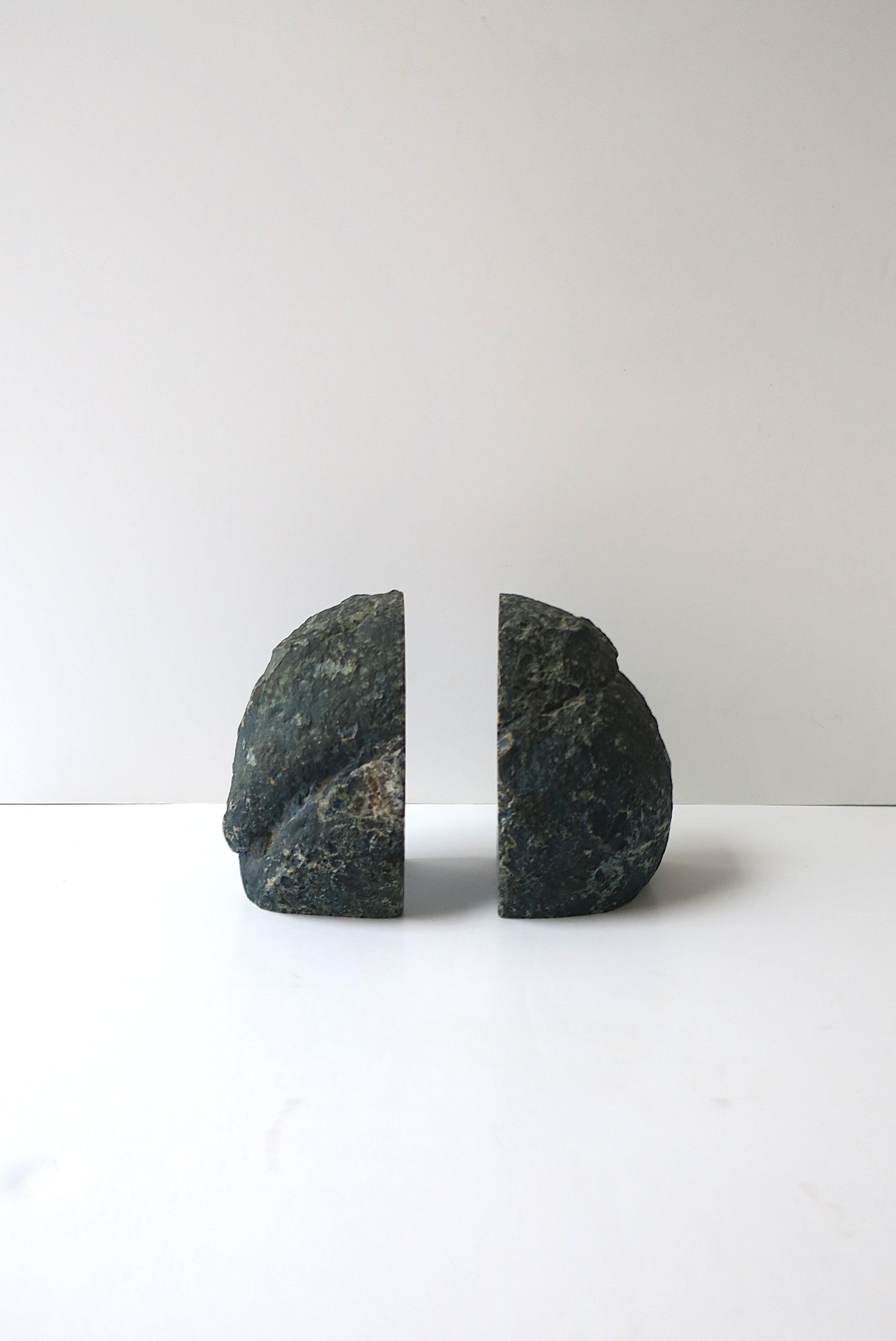 Sujetalibros o Objetos Decorativos de Ágata Azul y Ónice, Pareja en venta 4