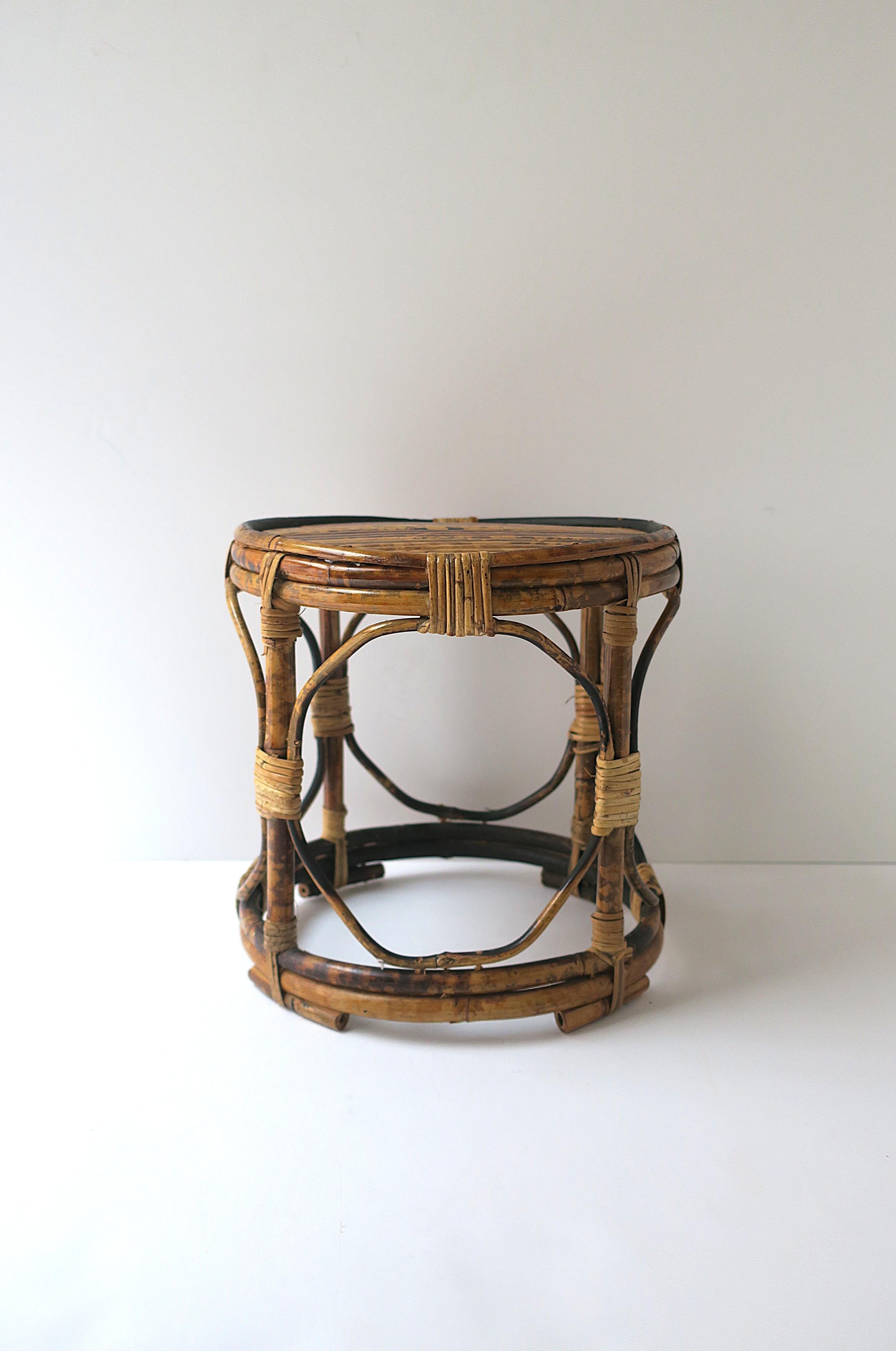 Chinoiserie Bamboo Wicker Small Table Plant Stand For Sale