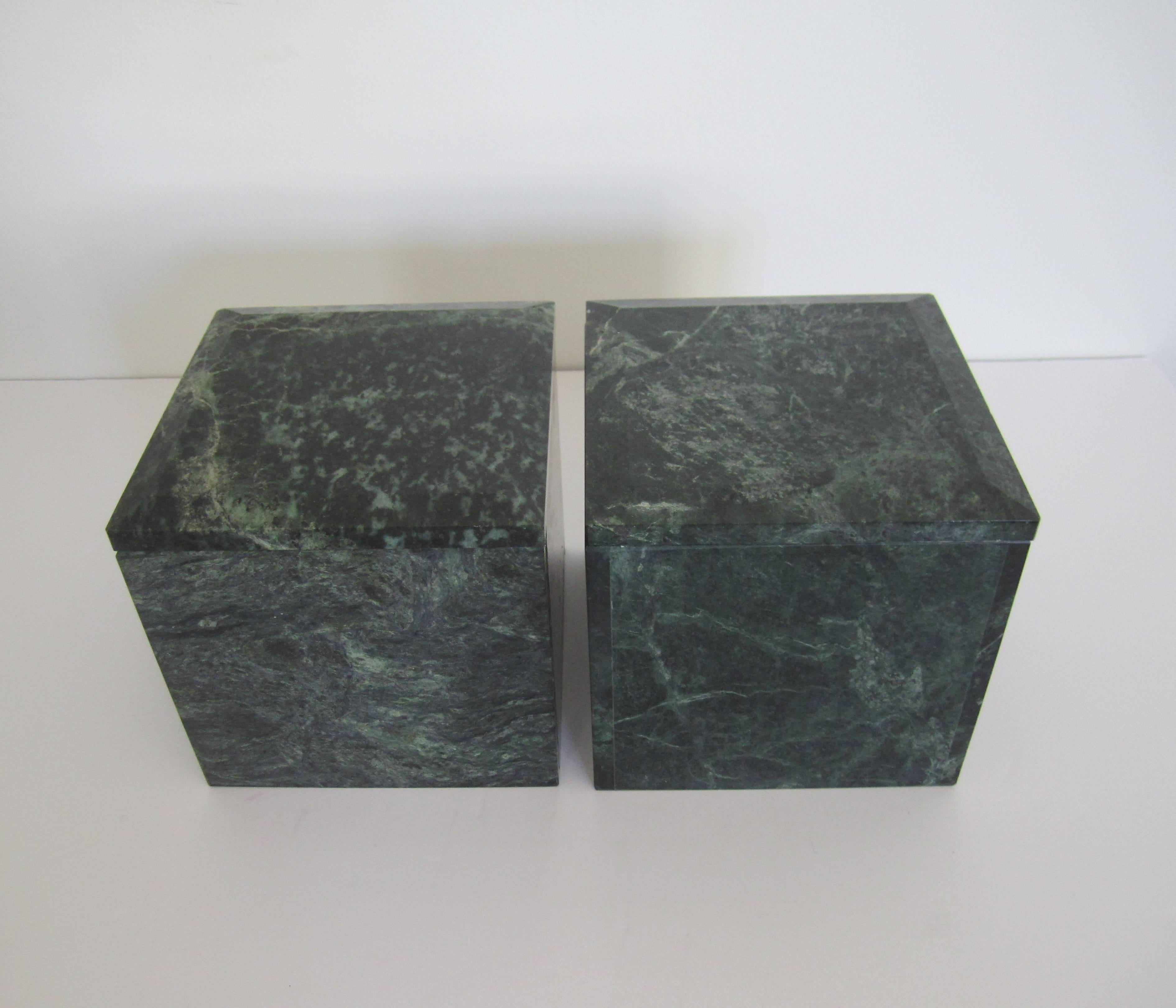 Vintage Pair of Substantial Modern Marble Boxes in Hunter Green, 1970s 5