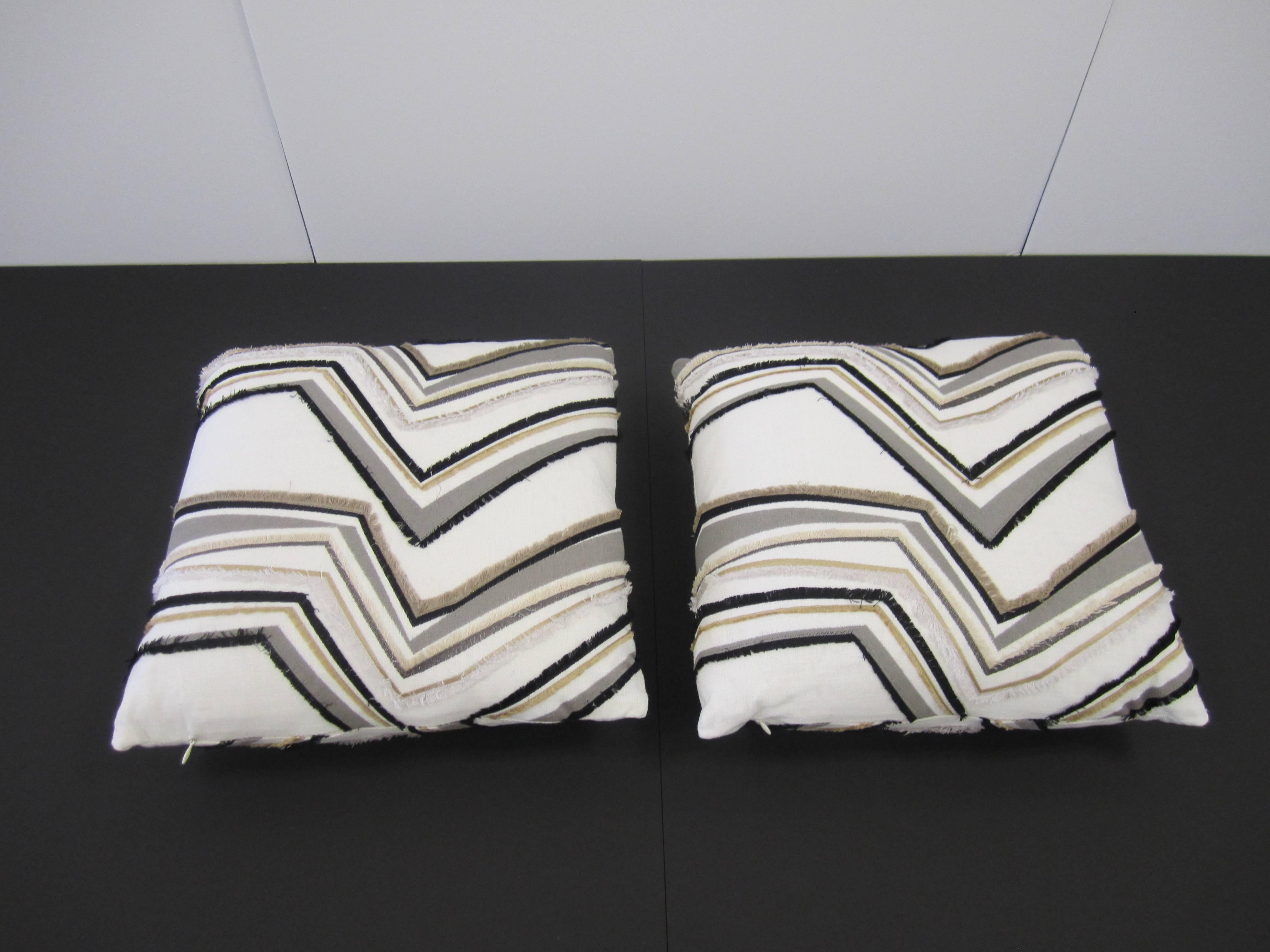 Contemporary Pair of Custom Upholstered White Black and Gold Accent Pillows 
