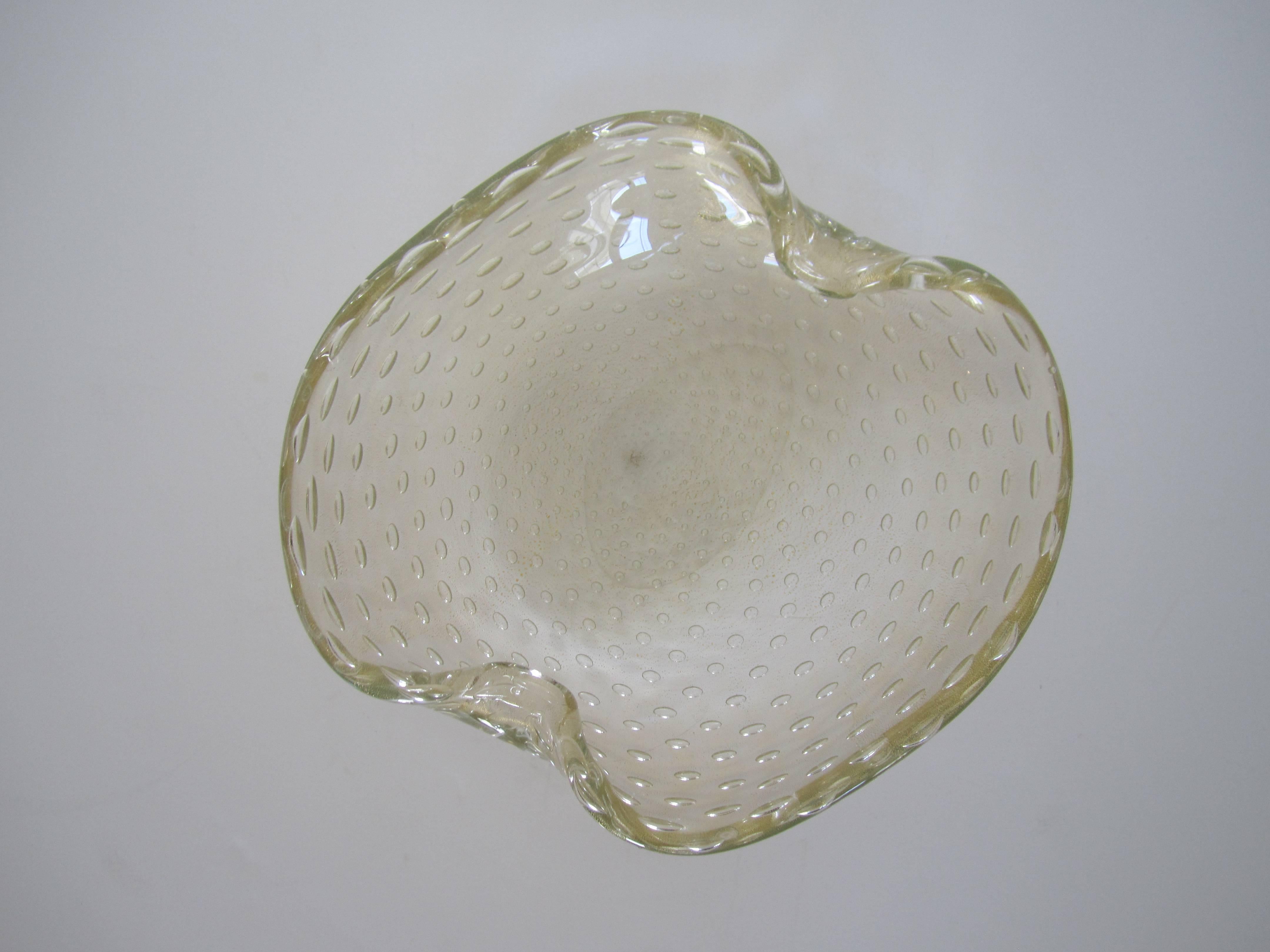 Mid-20th Century Vintage Seguso Italian Murano Clear with Gold Italian Art Glass Bowl, 1960s