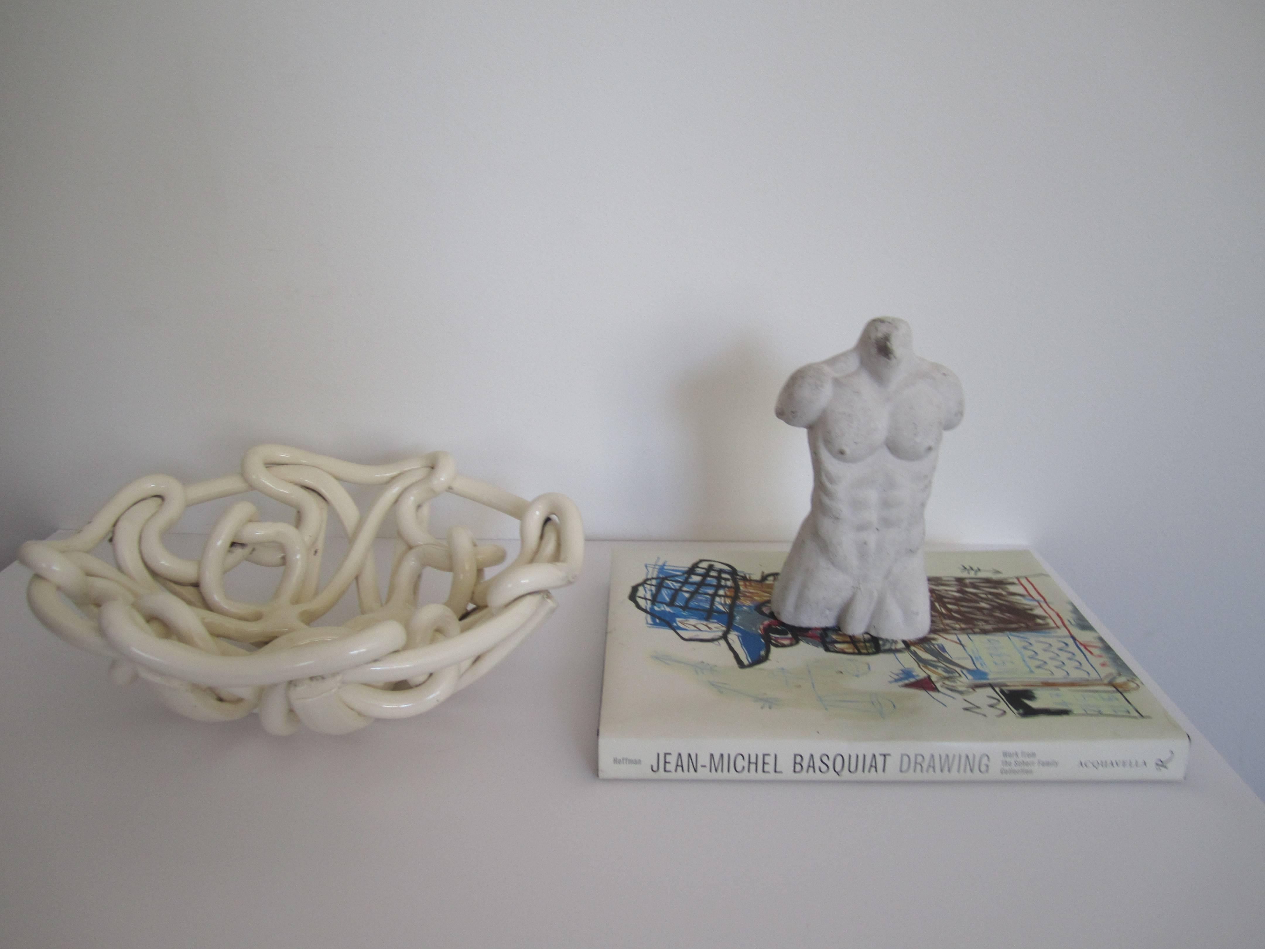 Cuenco centro de mesa de cerámica de mimbre tejida blanca Glaseado en venta