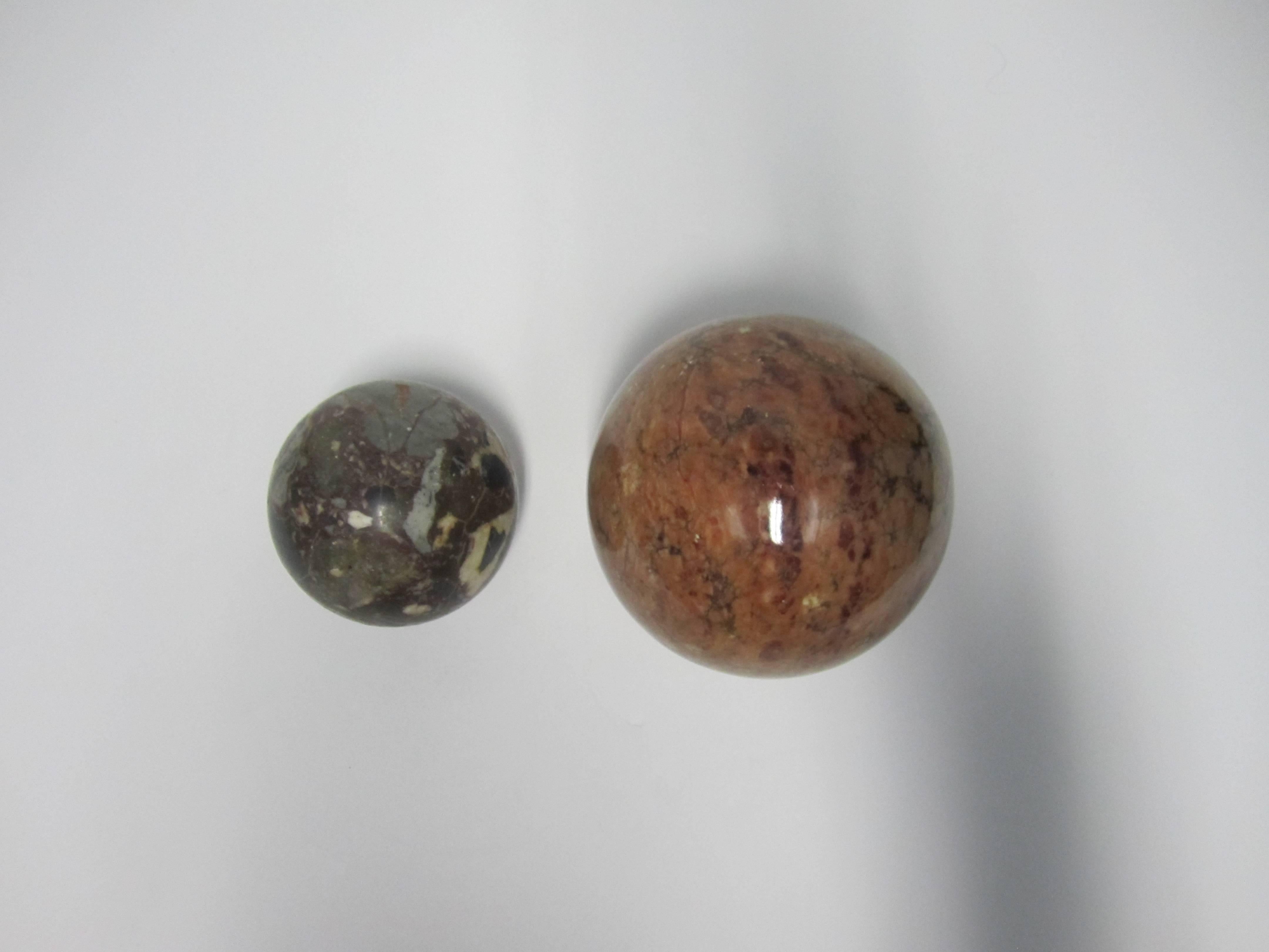Late 20th Century Pair of Vintage Modern Marble Spheres, 1970s