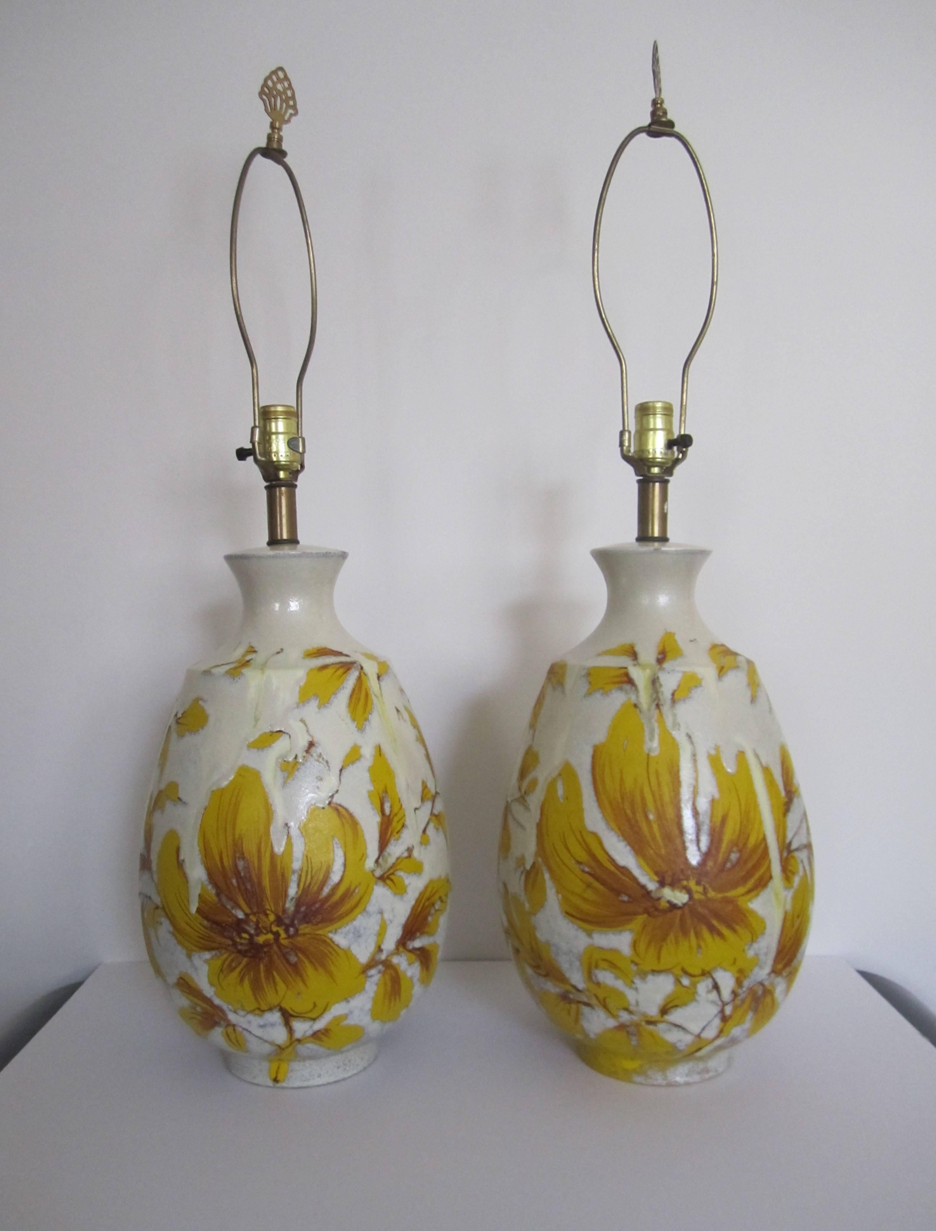Yellow and White Terracotta Pottery Table Lamps with Flowers, Pair, 1960s 6