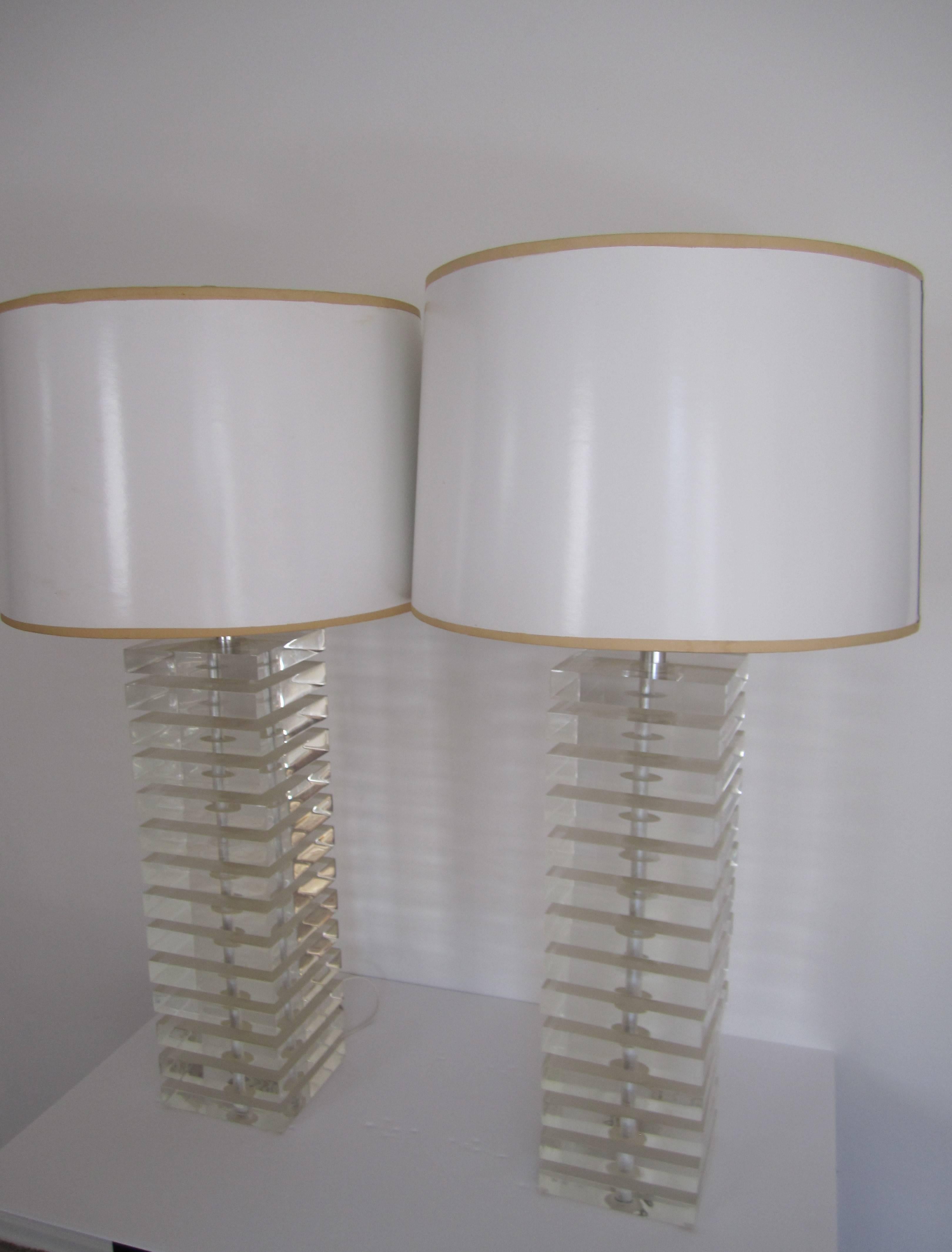Designer Lucite Table Lamps by George Bullitt, Pair In Good Condition In New York, NY