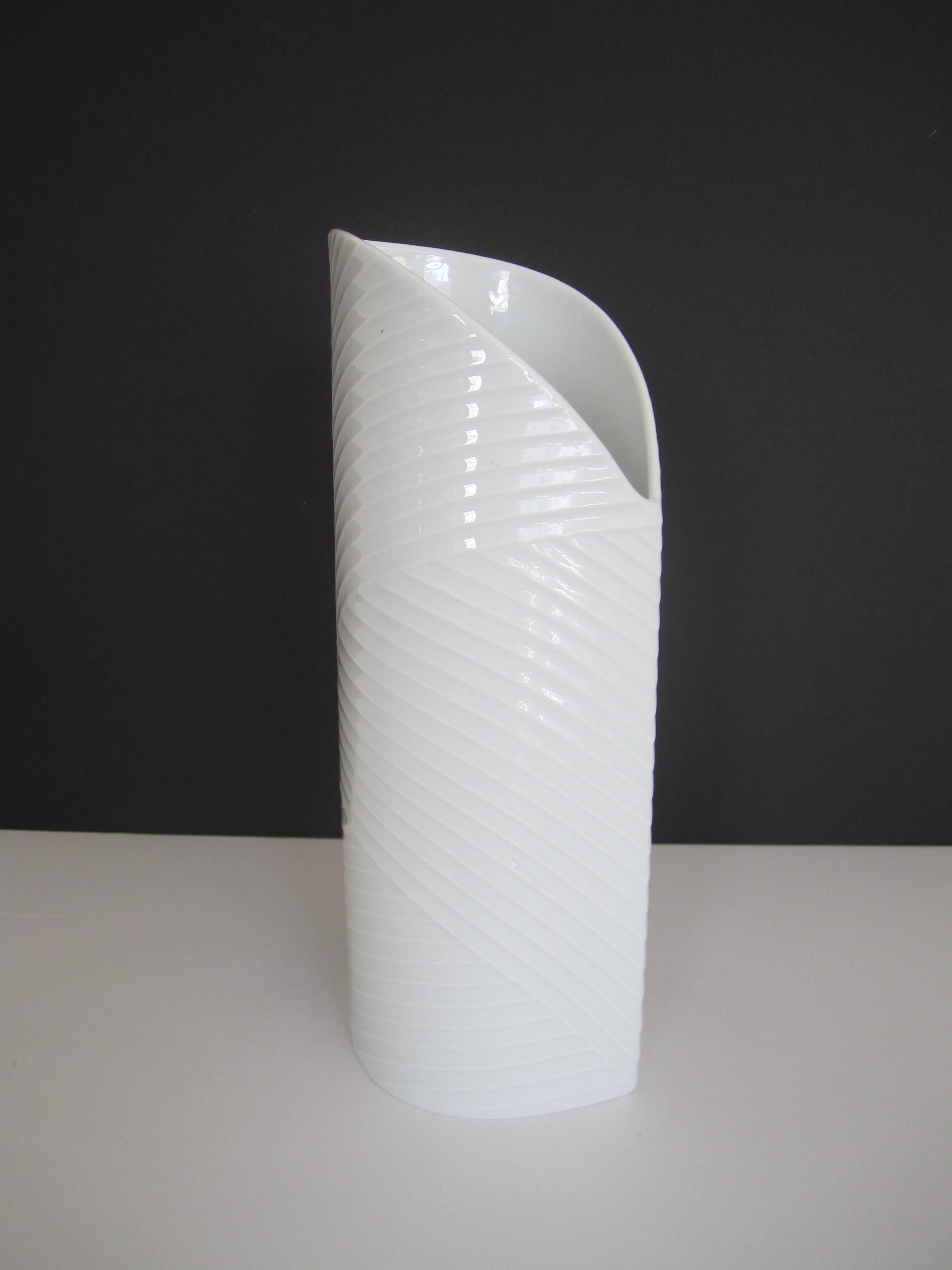 Jarrón alemán de cerámica de porcelana blanca, Alemania Porcelana en venta